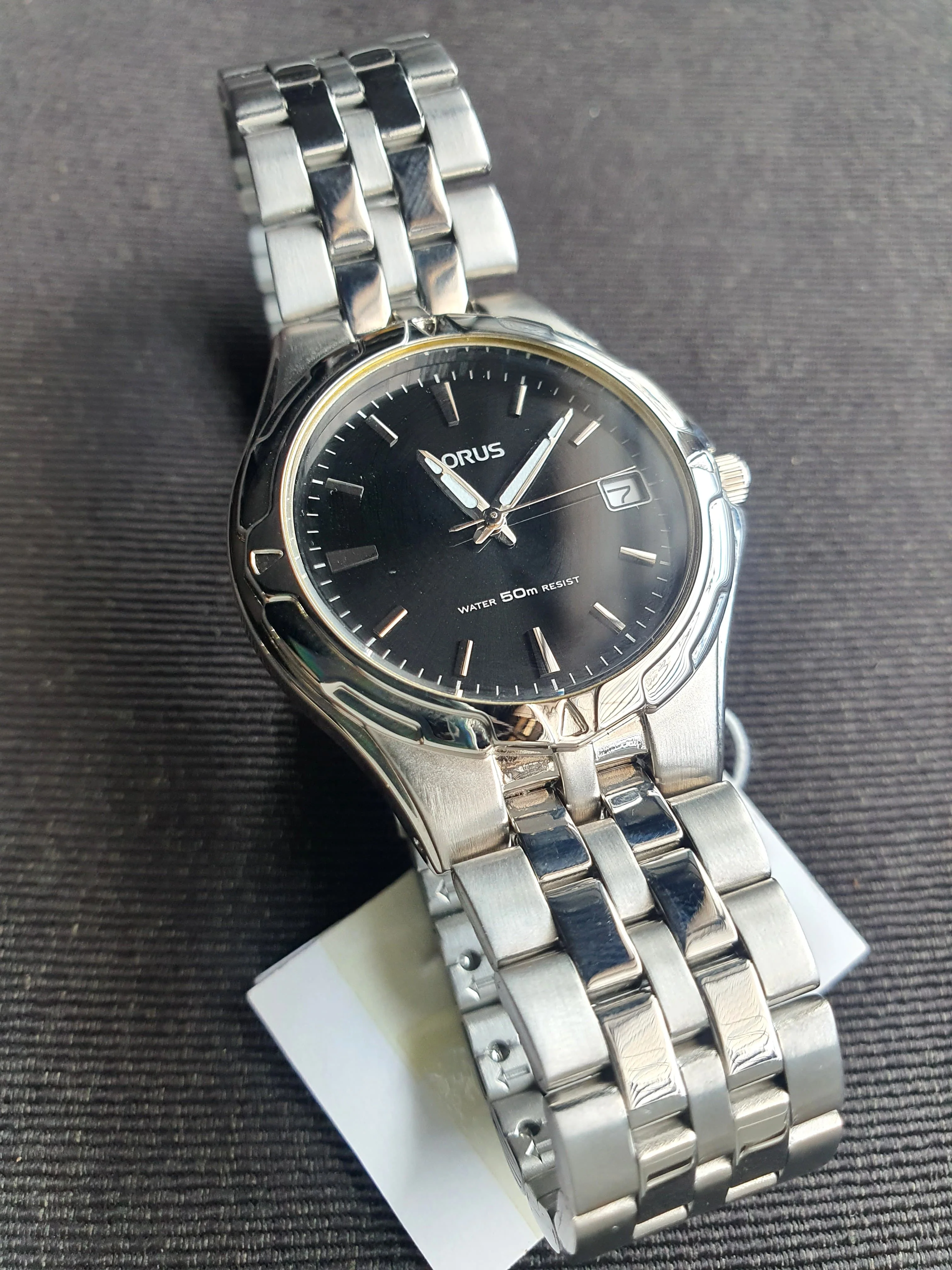 Lorus Sub Brand Of Seiko Gents Watch Silver Chain Black Dial Quartz Watch - Image 4