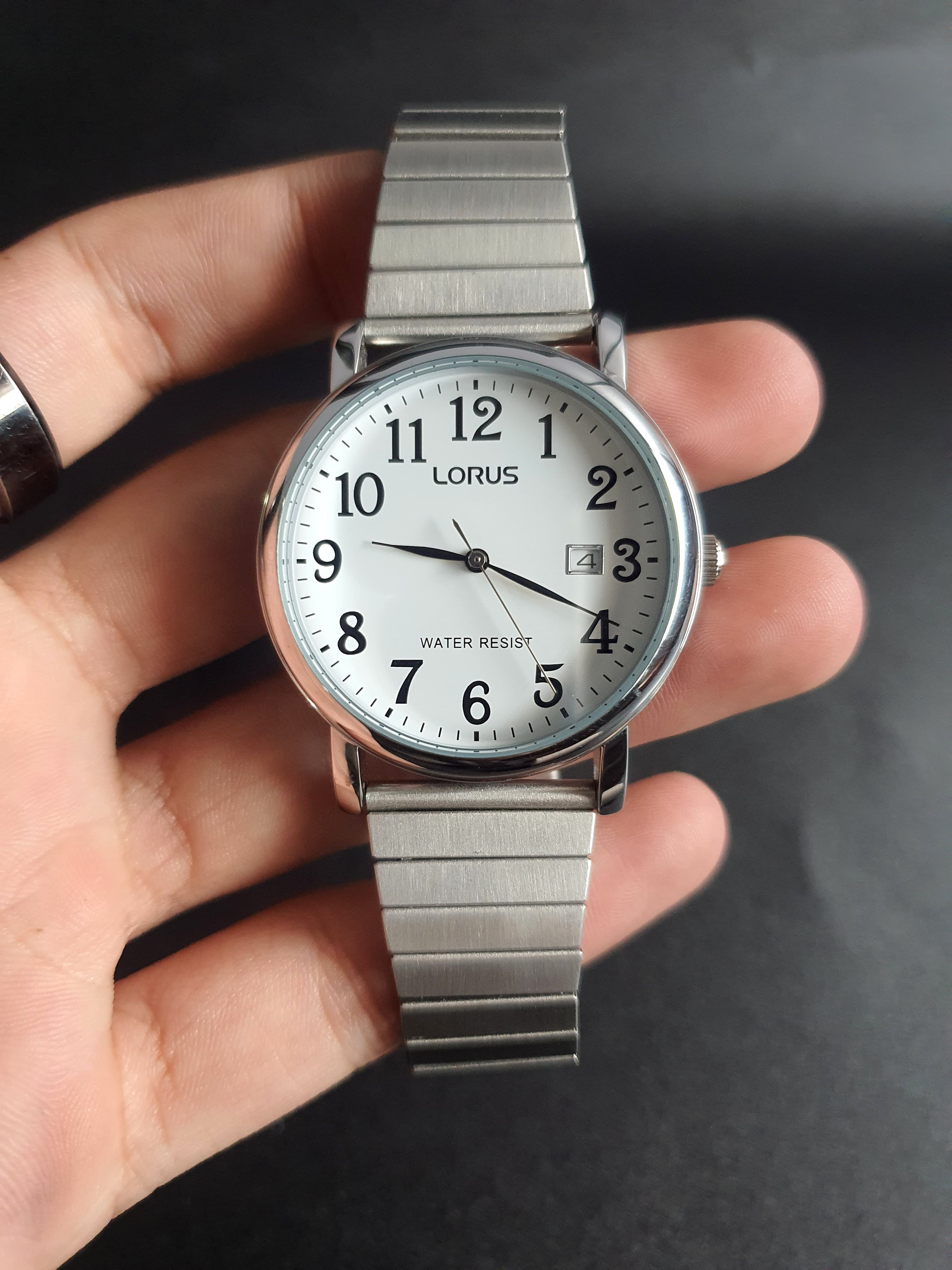 Lorus Sub brand Of Seiko Gents Watch Strechable Chain Quartz Watch - Image 5