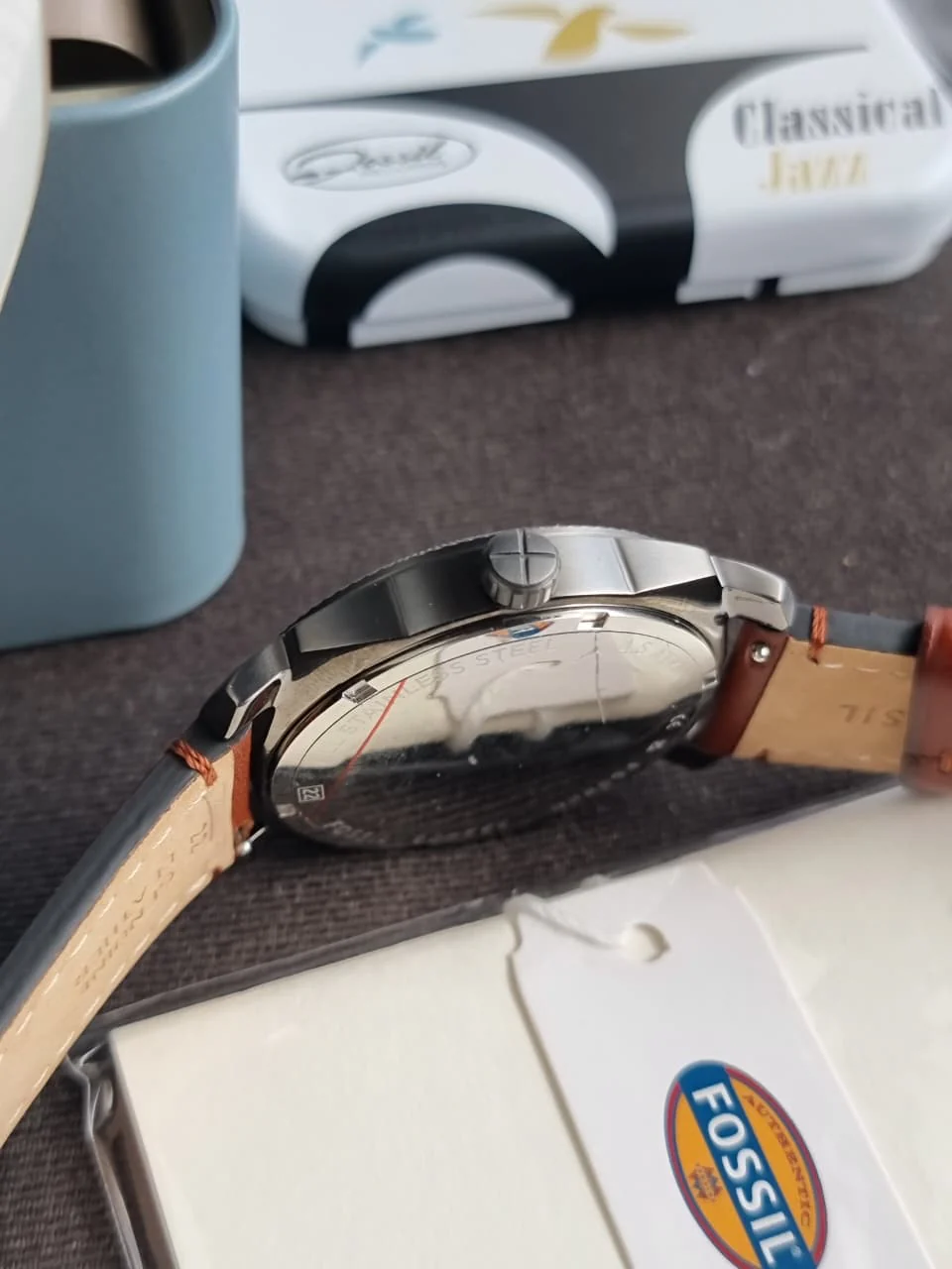 Machine Three-Hand Date Brown Leather Watch FS5900 - Image 3