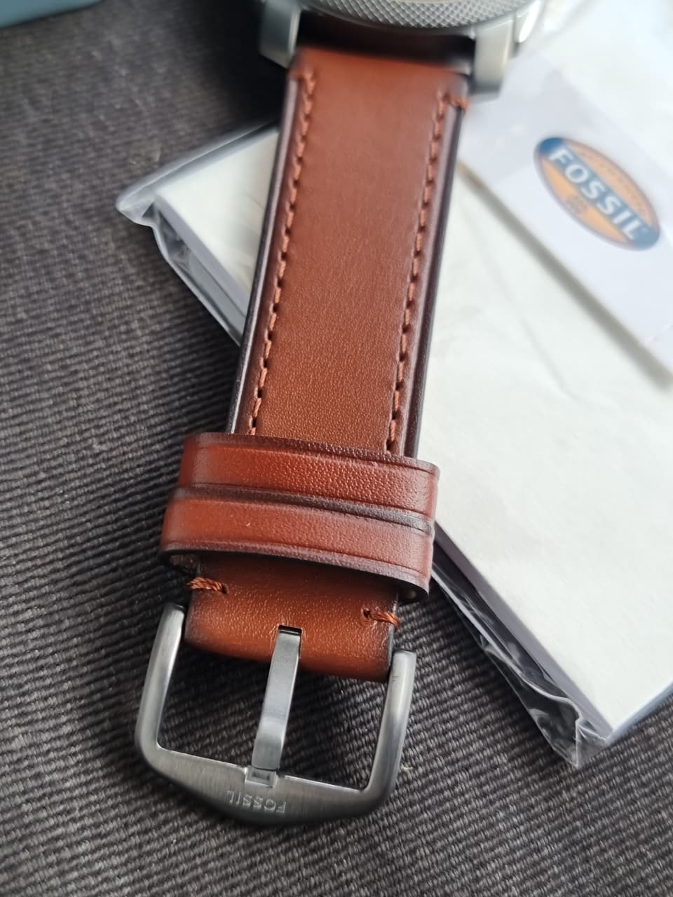 Machine Three-Hand Date Brown Leather Watch FS5900 - Image 5