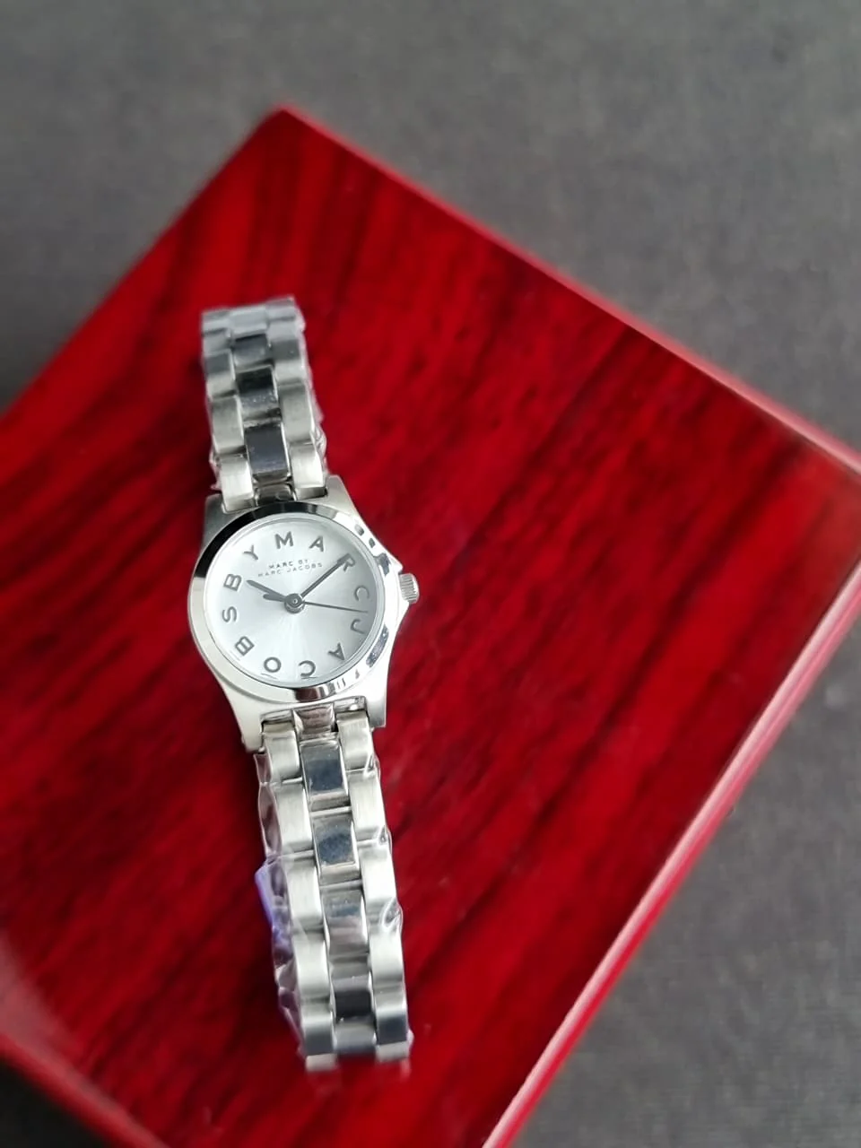 Marc by Marc Jacobs Henry Dinky Silver Dial Stainless Steel Ladies Watch MBM3198 - Image 5