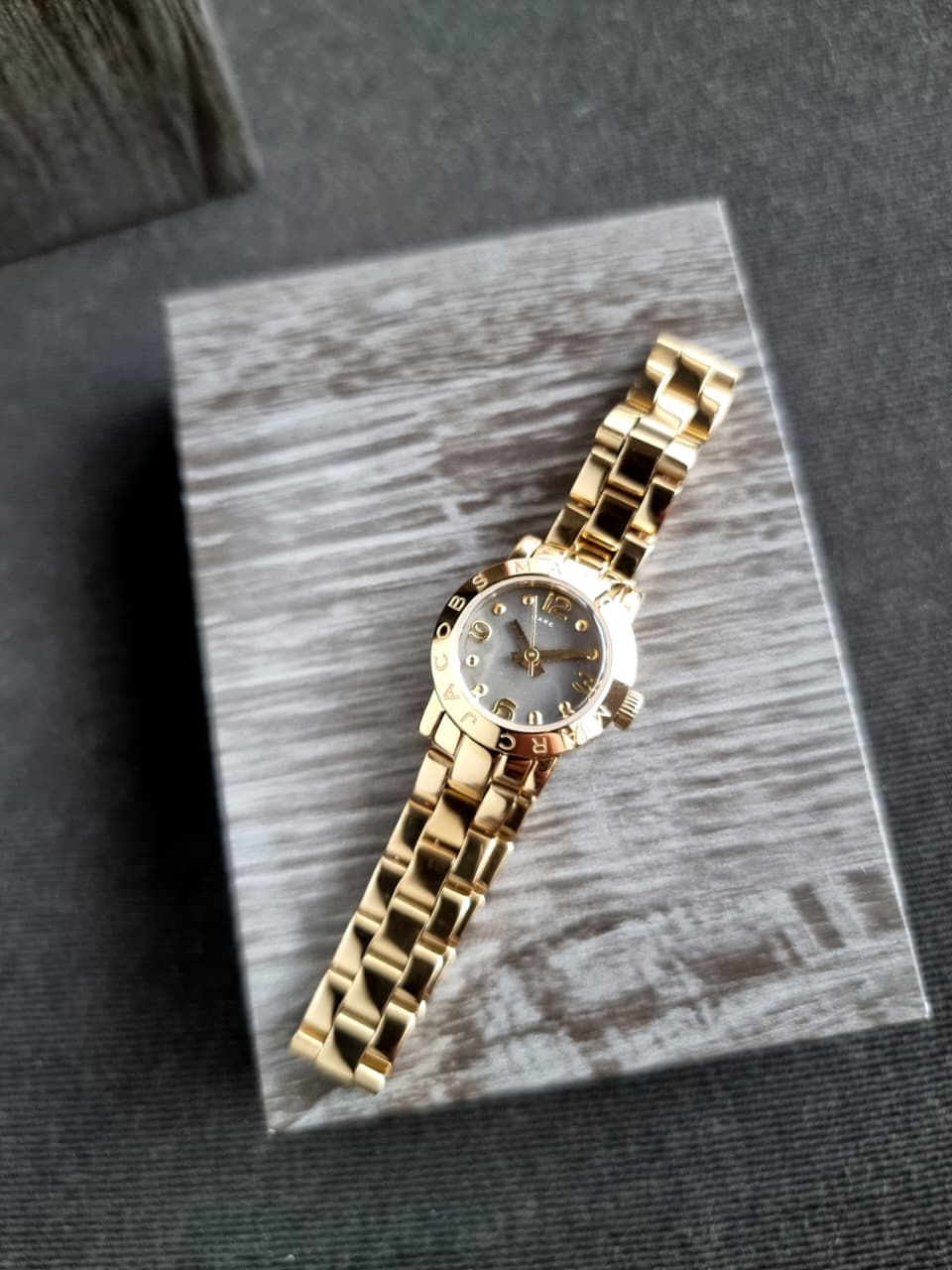 Marc By Marc Jacobs MBM3275 Amy Black Gold Classic Women's Watch - Image 2