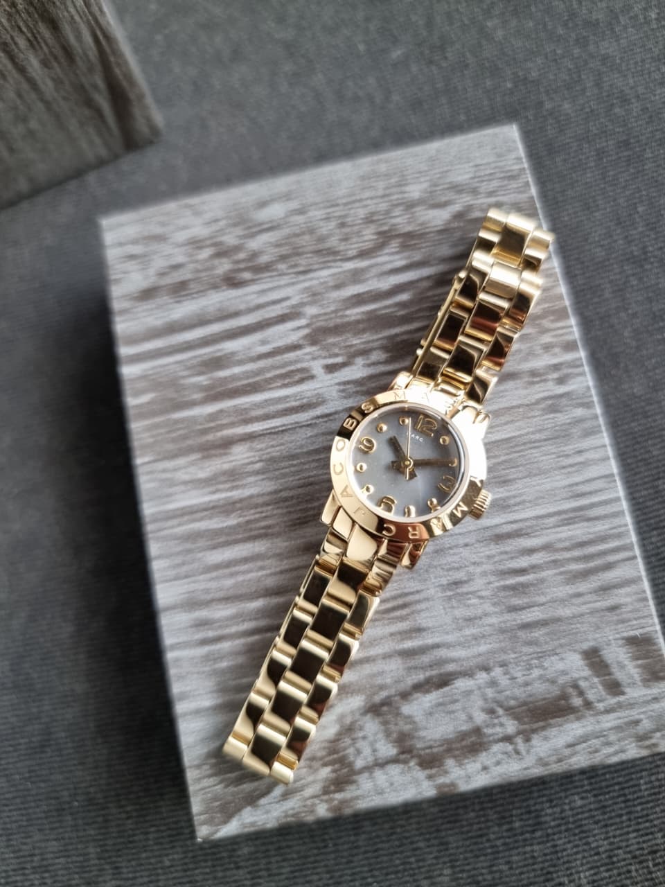 Marc By Marc Jacobs MBM3275 Amy Black Gold Classic Women's Watch - Image 3