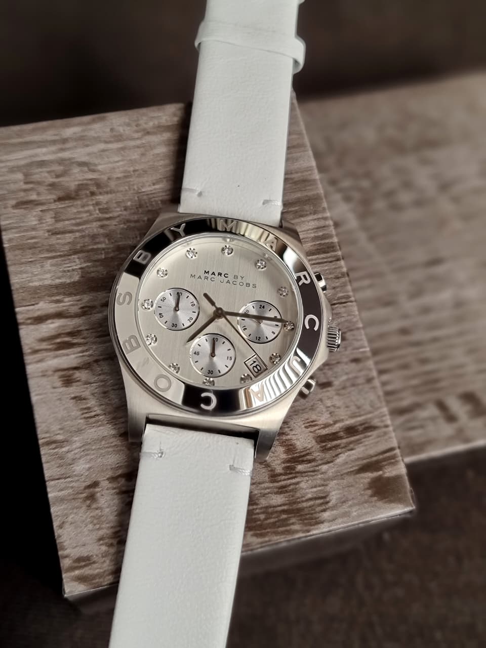 Marc by Marc Jacobs Women’s Quartz Leather Strap Silver Dial 38mm Watch MBM1187 - Image 3