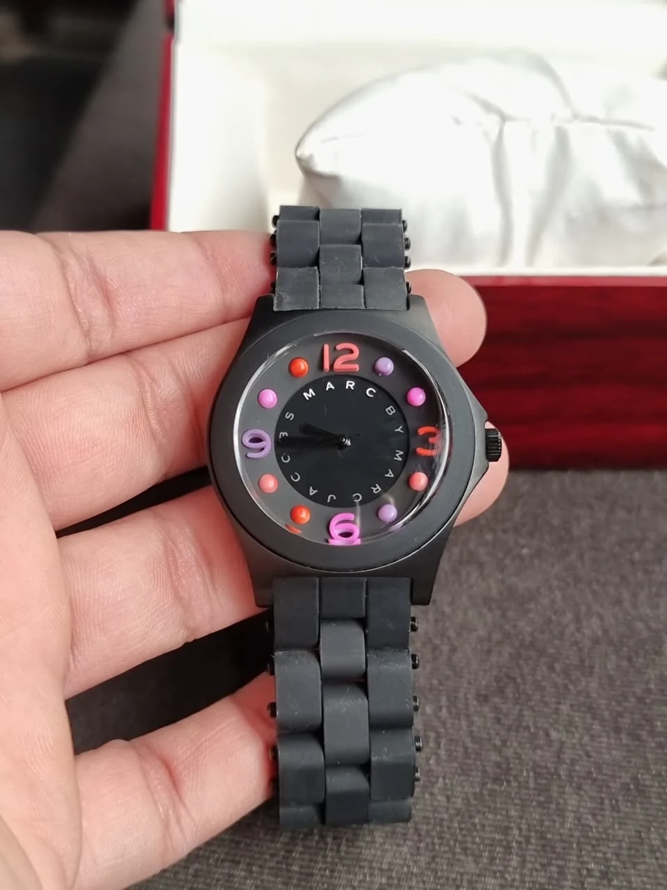 Marc by Marc Jacobs Women’s Quartz Silicone & Stainless Steel Chain Black Dial 36mm Watch MBM2543 - Image 2