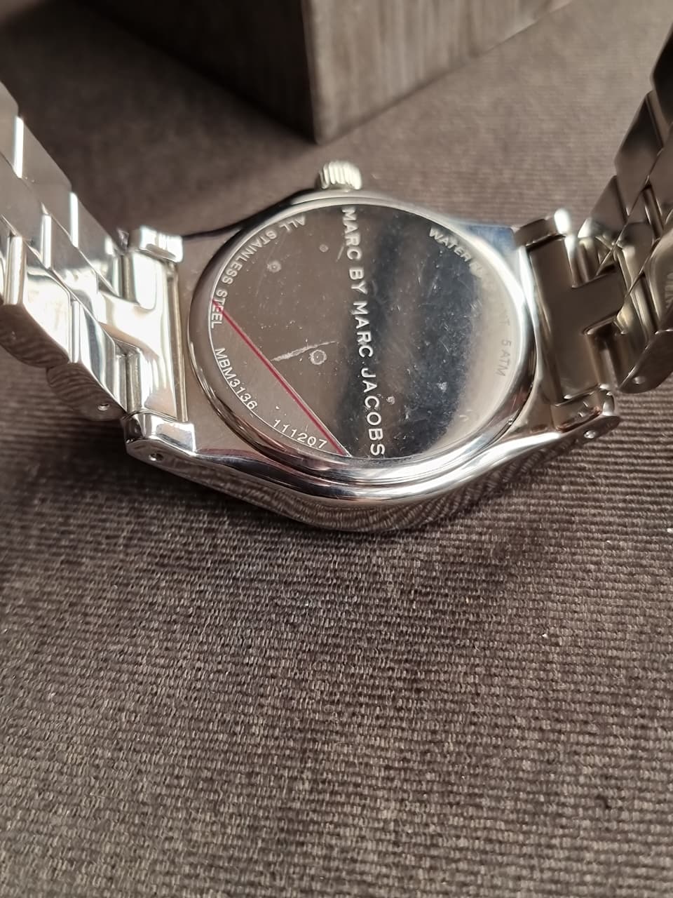 Marc by Marc Jacobs Women’s Quartz Stainless Steel White Dial 40mm Watch MBM3136 - Image 4