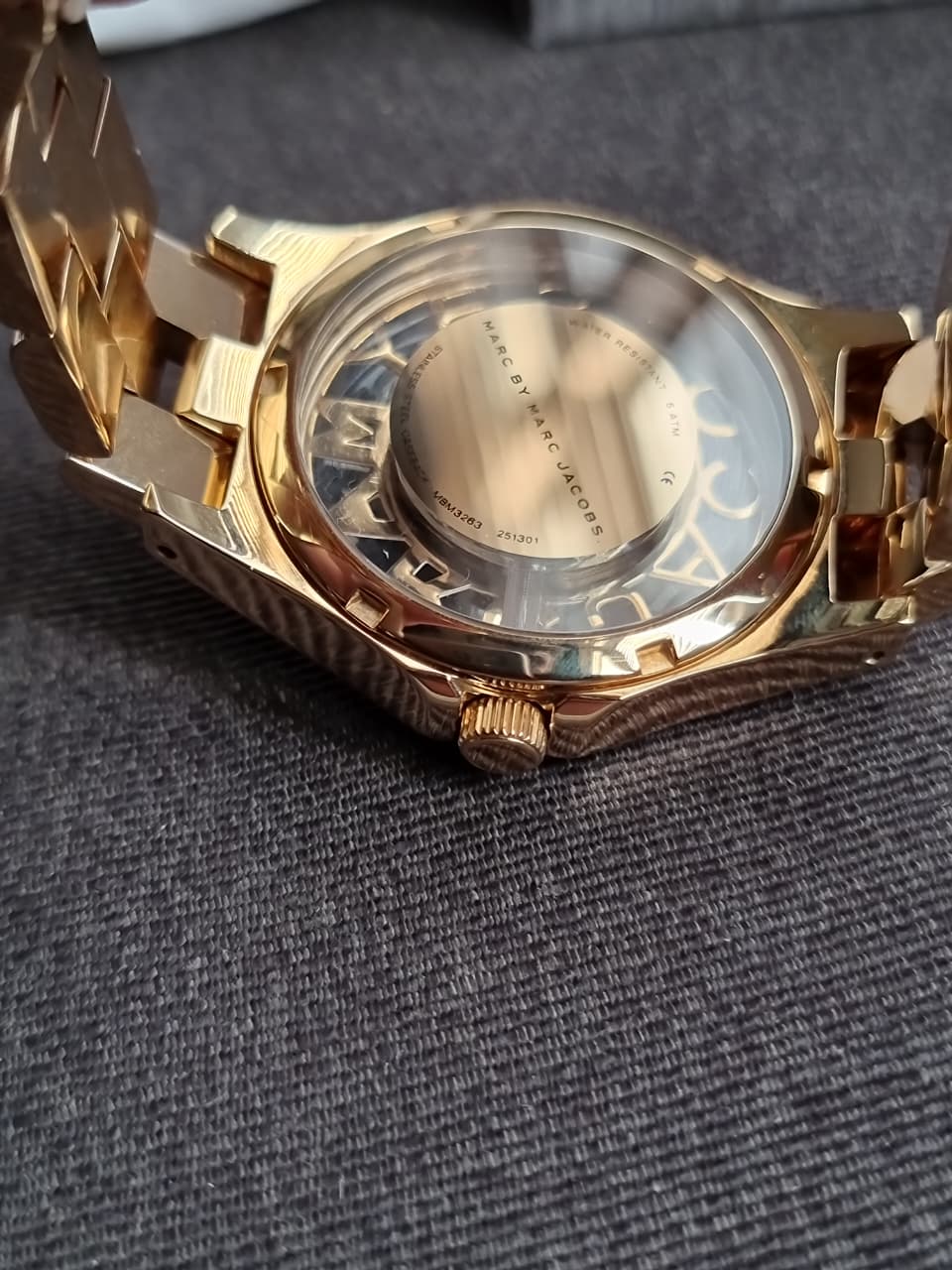 Marc Jacobs Henry Skeleton Gold Dial Gold Steel Strap Watch For Women - MBM3263 - Image 3