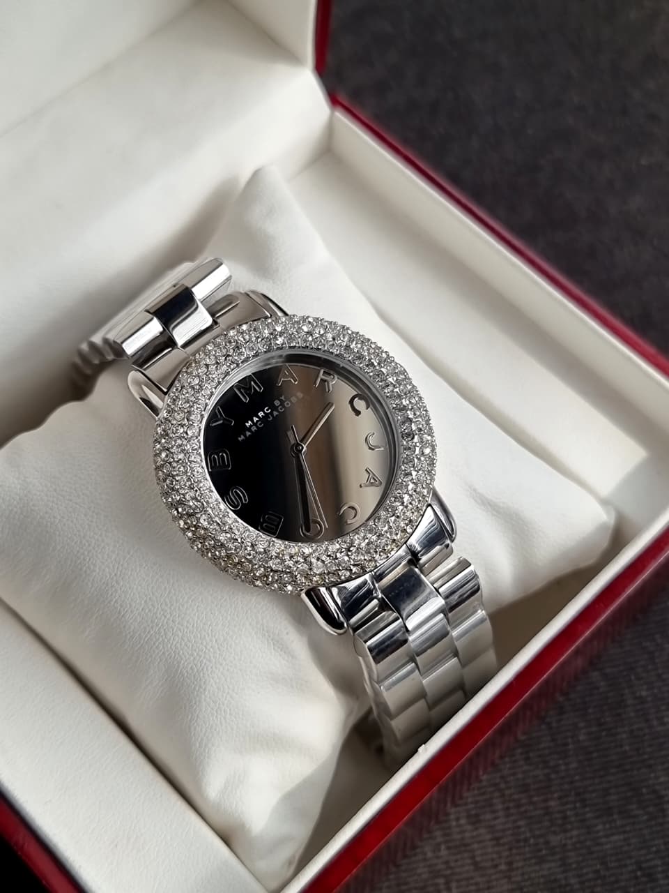 Marc Jacobs Ladies Marci Crystal Silver Watch mbm3190 - Image 5