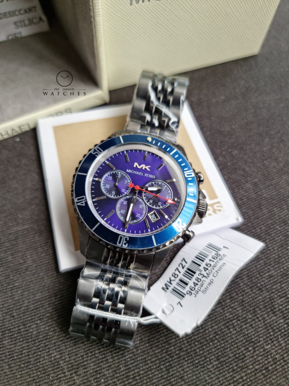 Michael Kors Bayville MK8727 Quartz Chronograph Men's Watch - Image 3