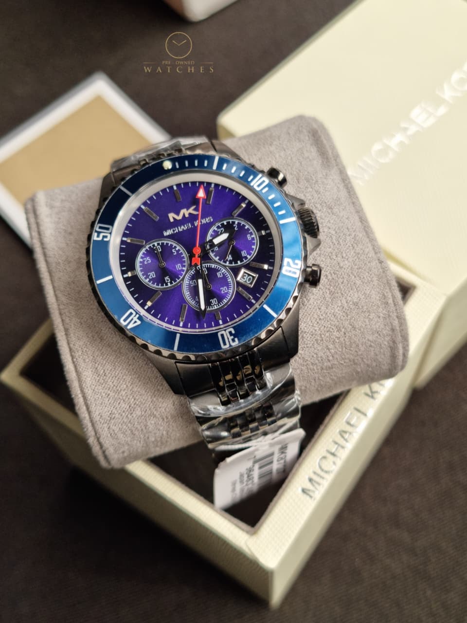 Michael Kors Bayville MK8727 Quartz Chronograph Men's Watch - Image 6