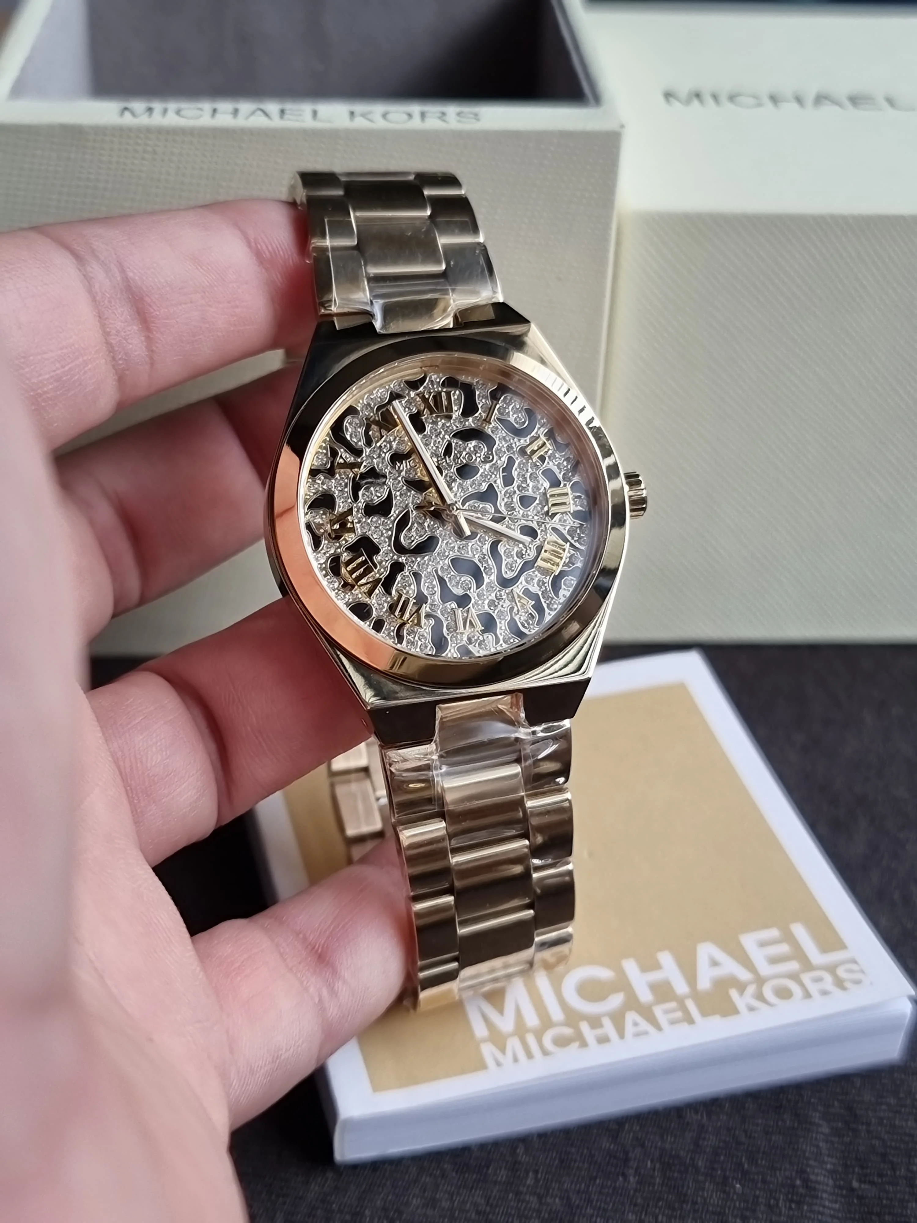 Michael Kors Lennox Gold Tone Analogue Watch MK7500 - Image 2