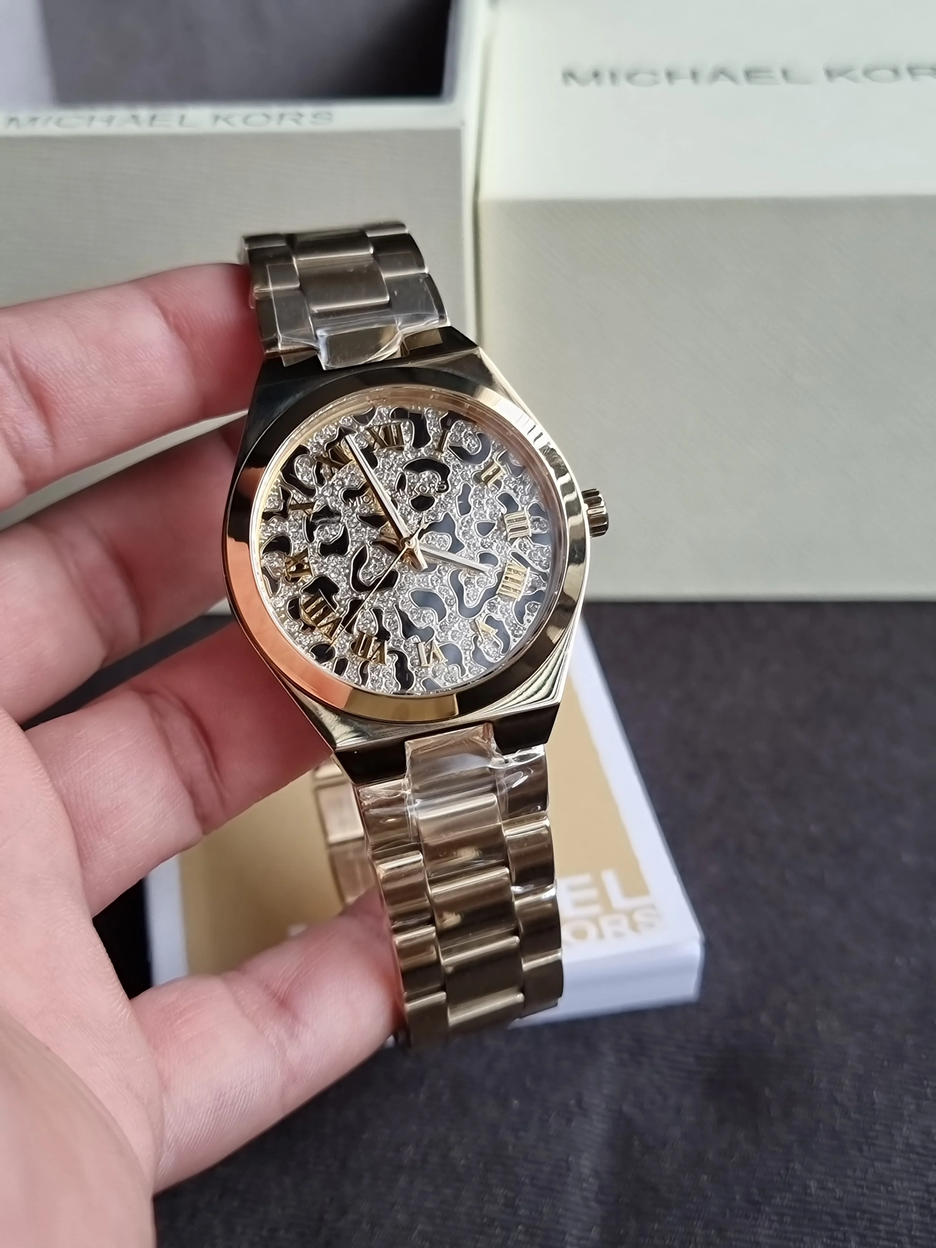 Michael Kors Lennox Gold Tone Analogue Watch MK7500 - Image 5