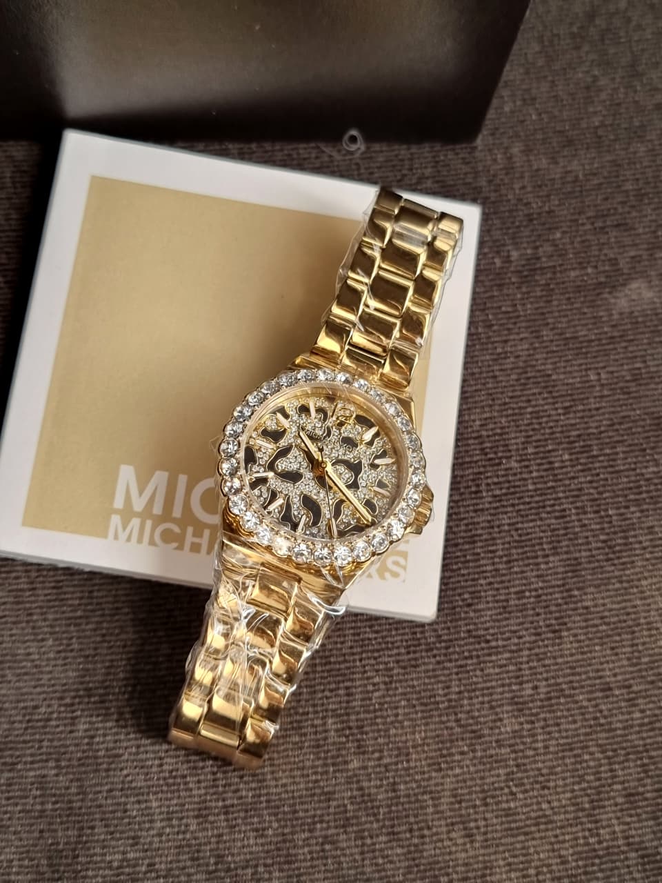 Michael Kors Lennox Watch for Women, Gold Tone Quartz Three Hand Movement MK7394 (WITHOUT TAG) - Image 2