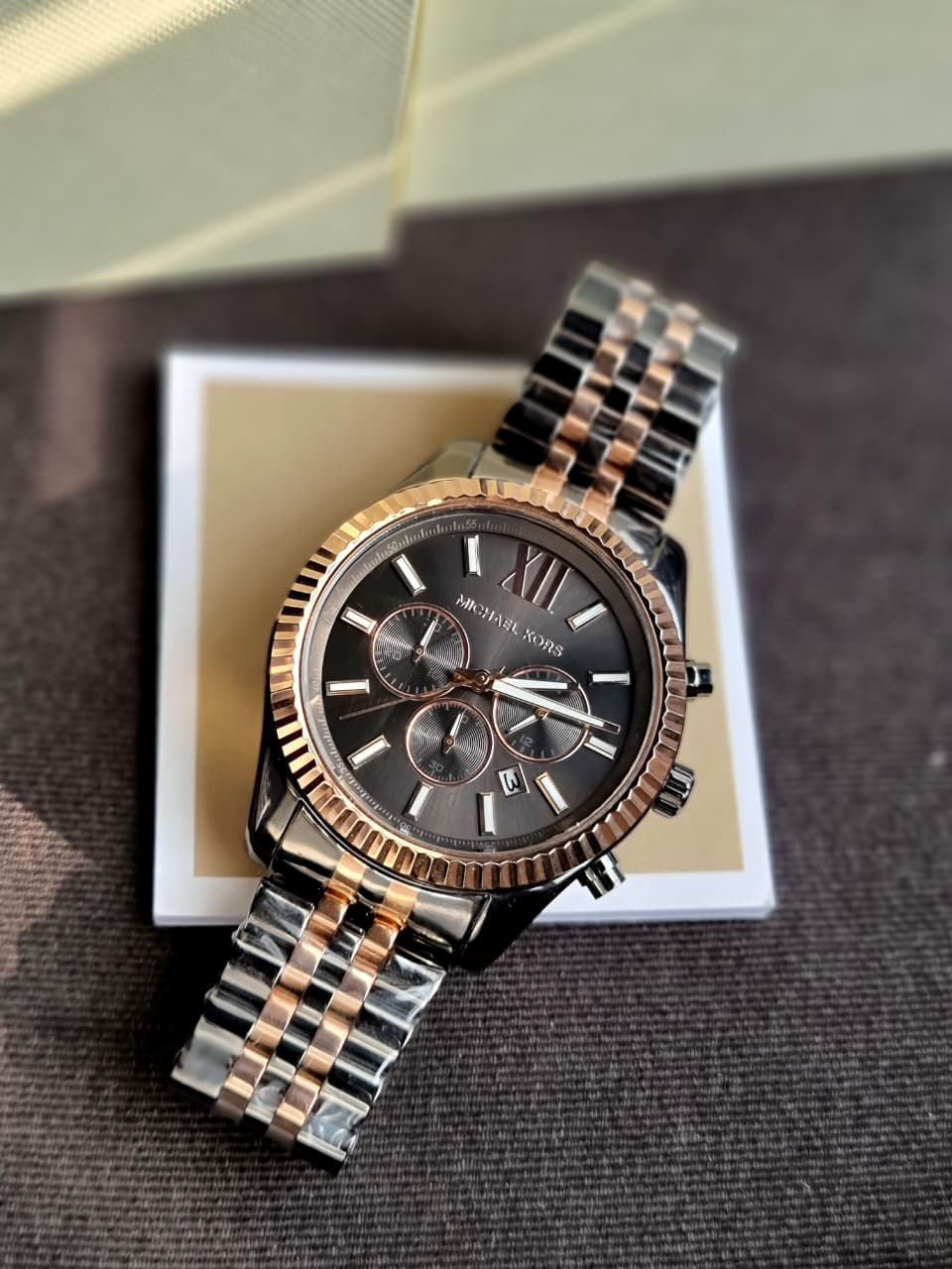 MICHAEL KORS Lexington Chronograph Grey Dial Men’s Watch MK8561 (WITHOUT TAG) - Image 2