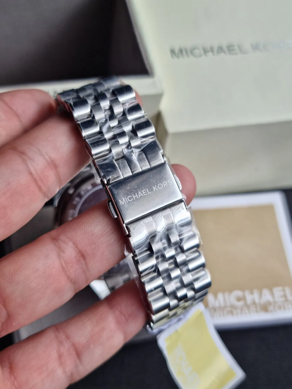 MICHAEL KORS Lexington Chronograph Silver Dial MEN's Watch MK8405 (WITHOUT TAG) - Image 4