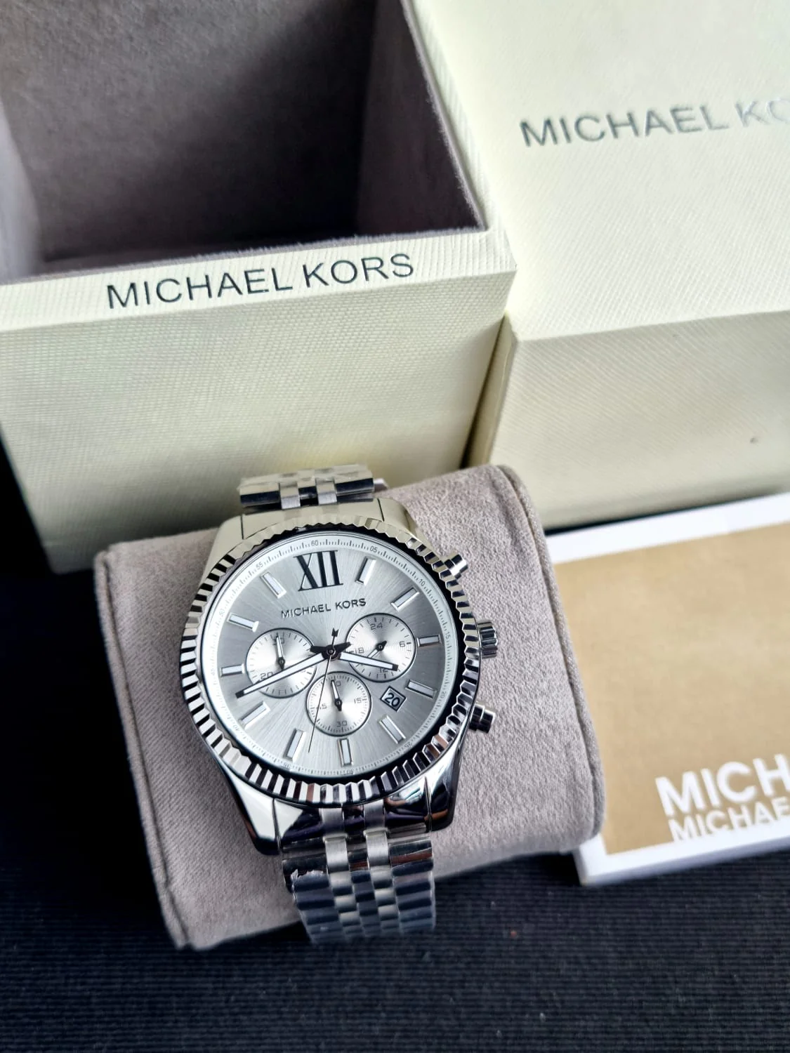 MICHAEL KORS Lexington Chronograph Silver Dial MEN's Watch MK8405 (WITHOUT TAG) - Image 7