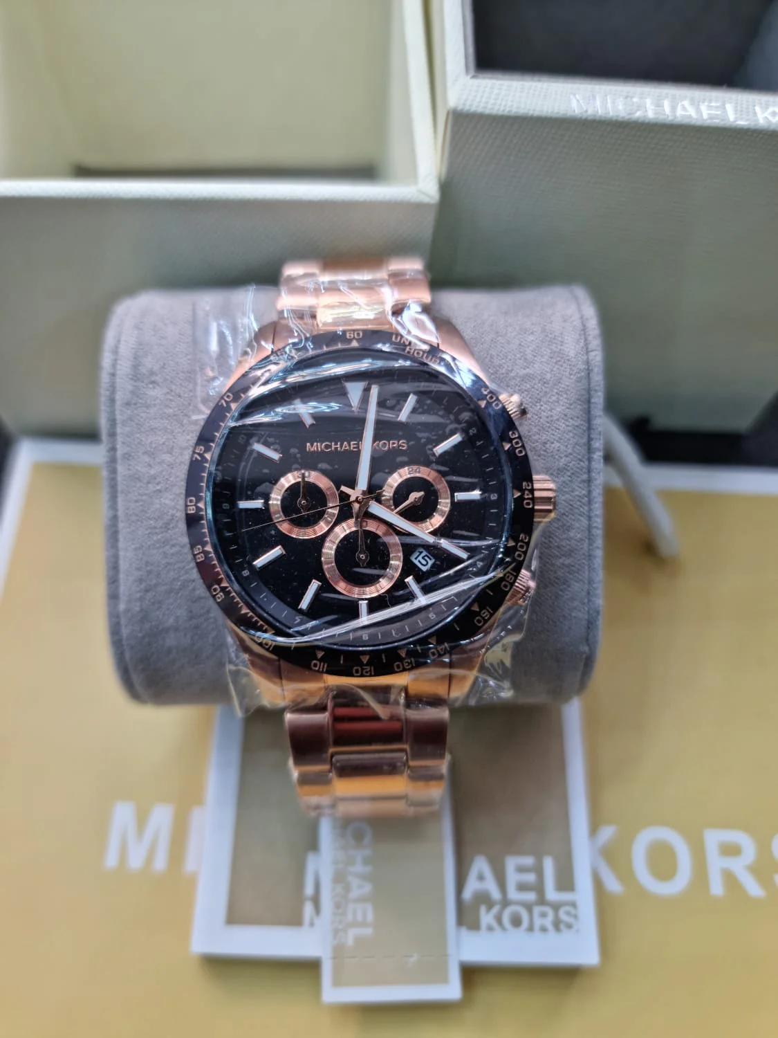 Michael Kors Men’s Quartz Stainless Steel Black Dial 45mm Watch MK8824 - Image 7