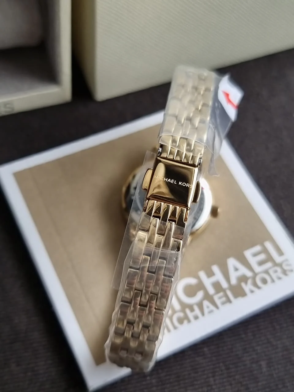 Michael Kors Mini Melissa Pavé MKO1173 Women's Watch – Gold Tone, 26mm, Quartz - Image 4