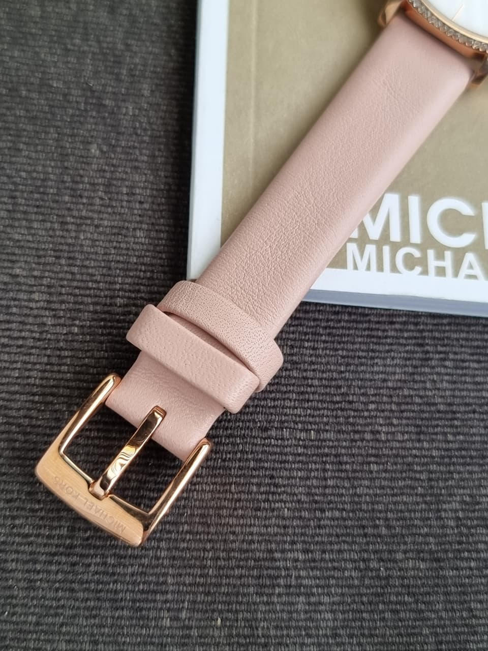 Michael Kors MK2803 Pyper Women's Watch – White Dial, Pink Leather Strap, Rose Gold-Tone 32mm Quartz - Image 5