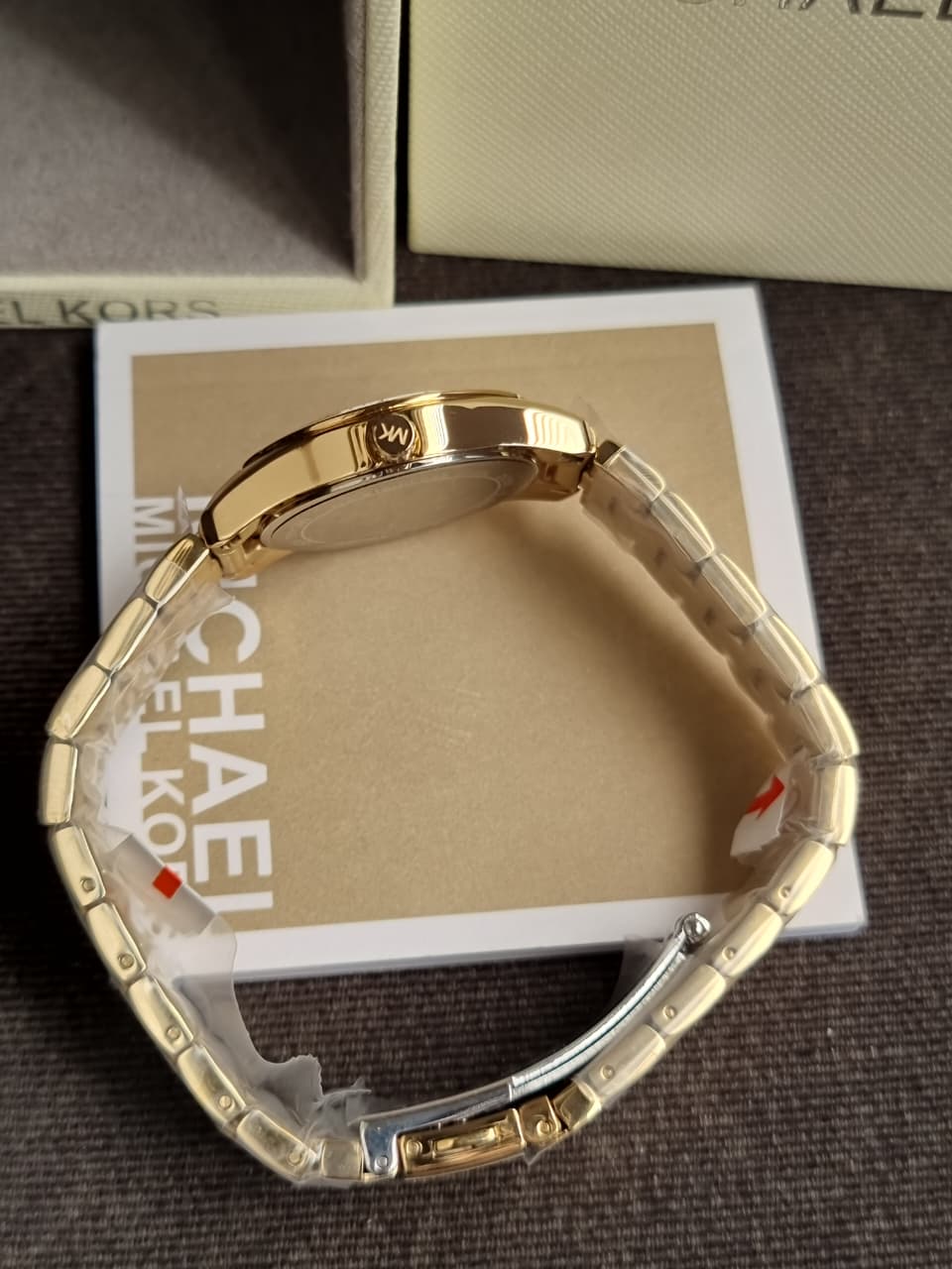 Michael Kors MKO1045 ALL GOLD MINI ROUND FACE WATCH (without Tag ) - Image 4