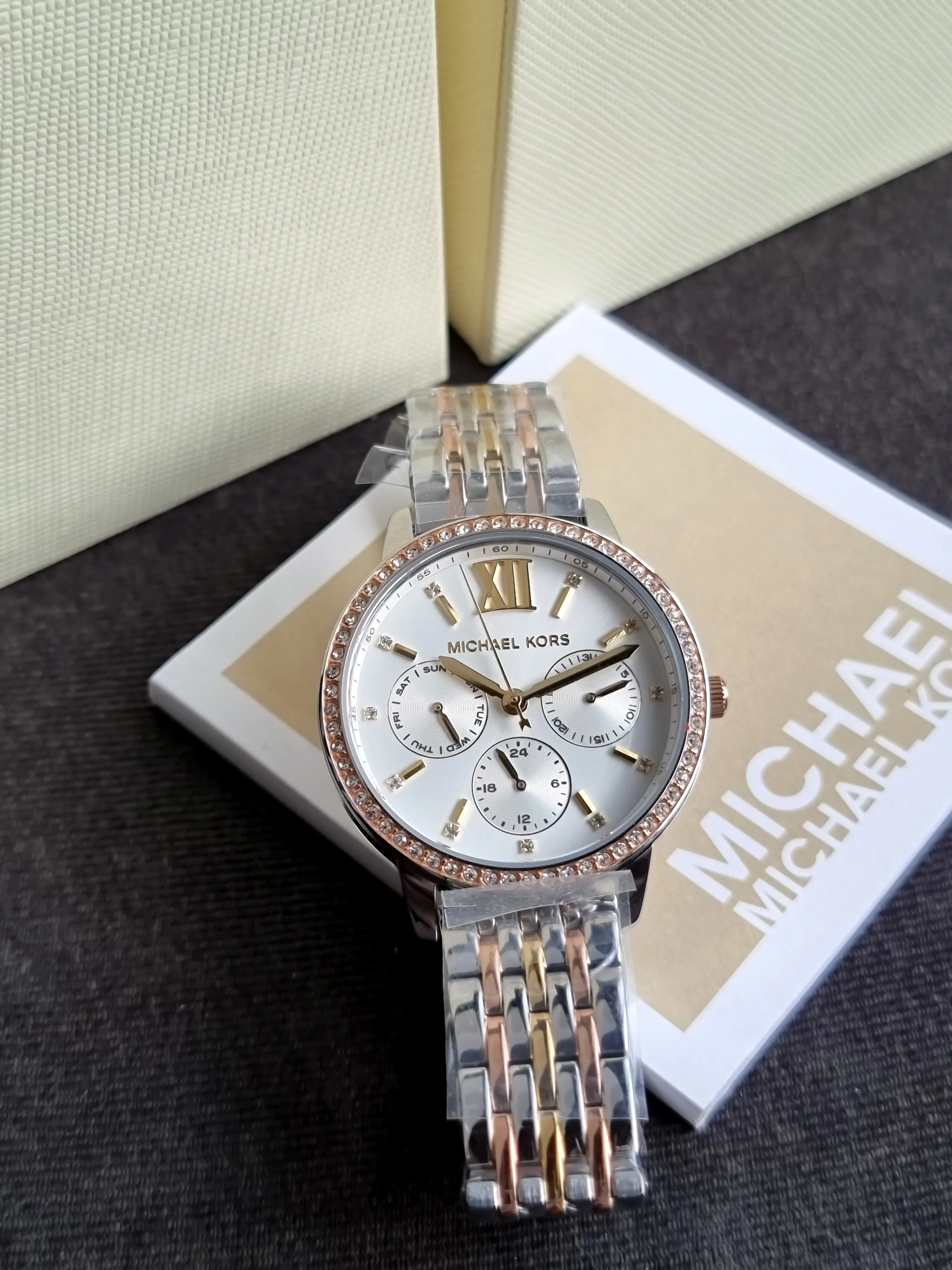 Michael Kors two Tone Ladies Watch mko1117 - Image 6