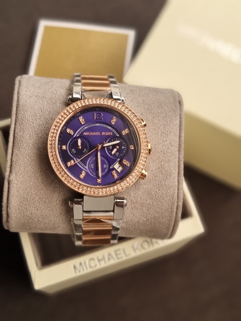 Michael Kors Women’s Analog Stainless Steel Blue Dial 39mm Watch MK6141 - Image 3