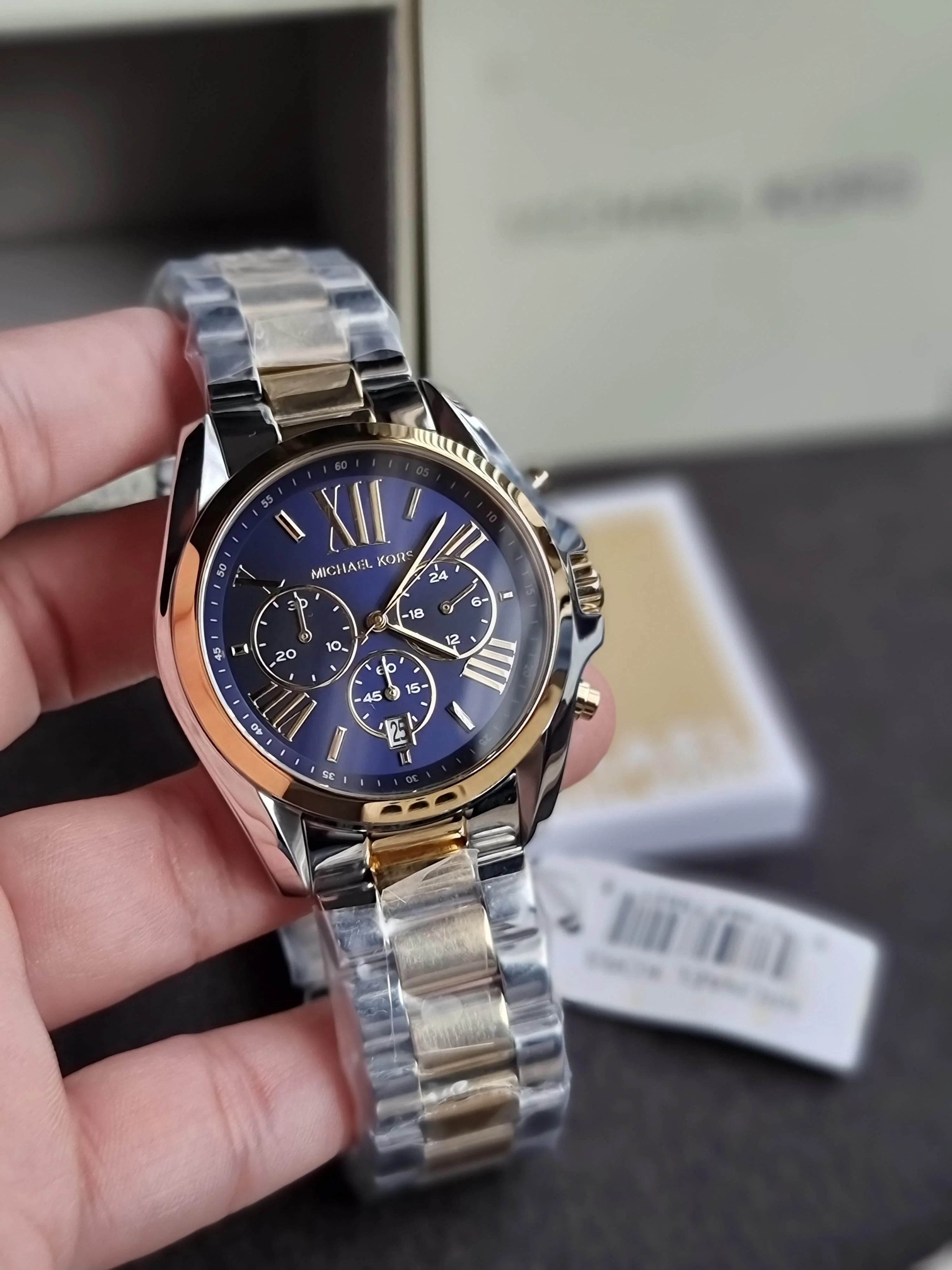 Michael Kors Women’s Chronograph Quartz Stainless Steel Blue Dial 43mm Watch MK5976 - Image 11