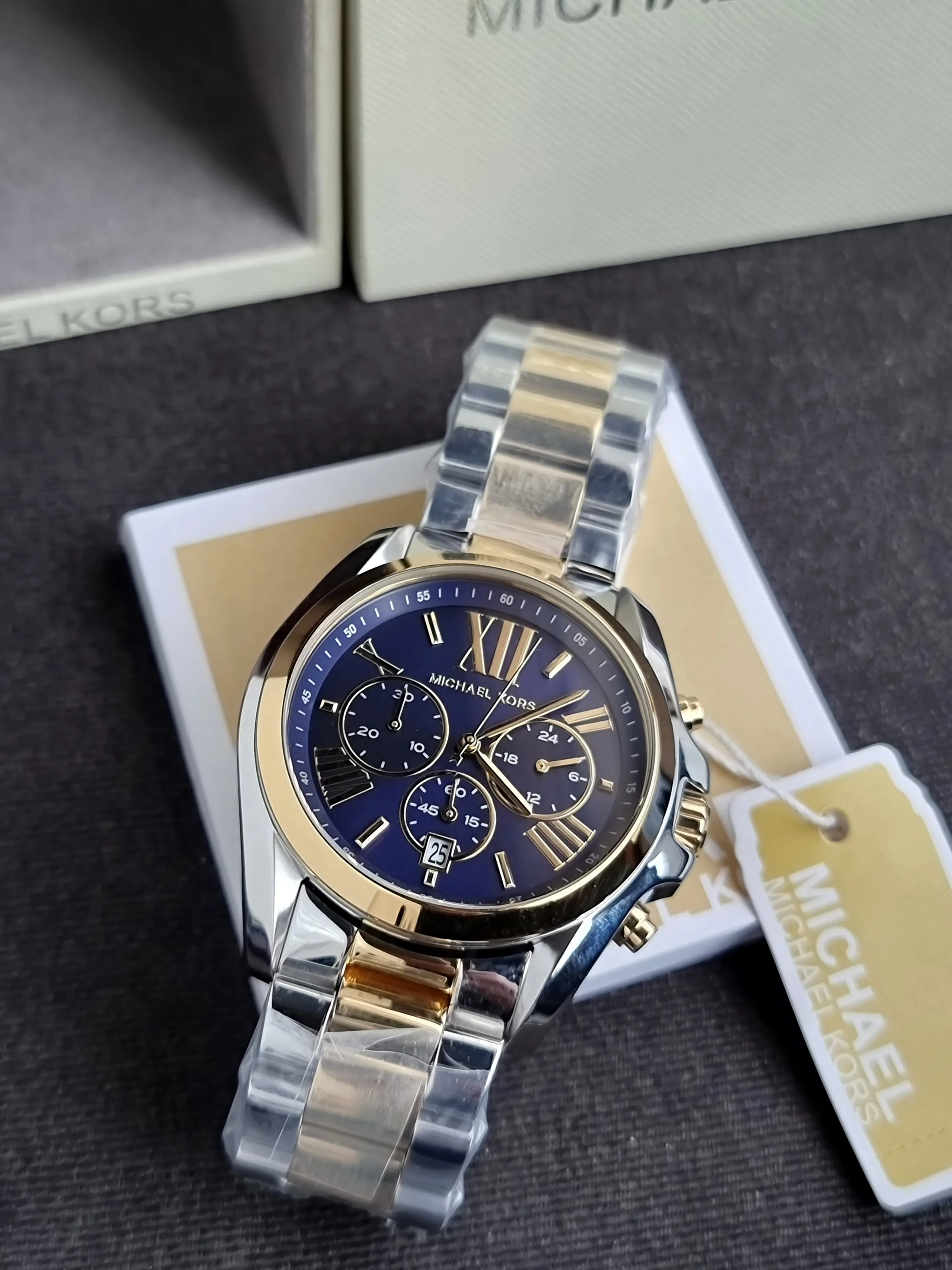 Michael Kors Women’s Chronograph Quartz Stainless Steel Blue Dial 43mm Watch MK5976 - Image 8