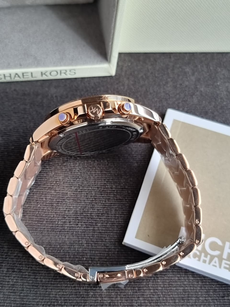 Michael Kors Women’s Chronograph Quartz Stainless Steel Rose Gold Dial 44mm Watch MK6730 - Image 5