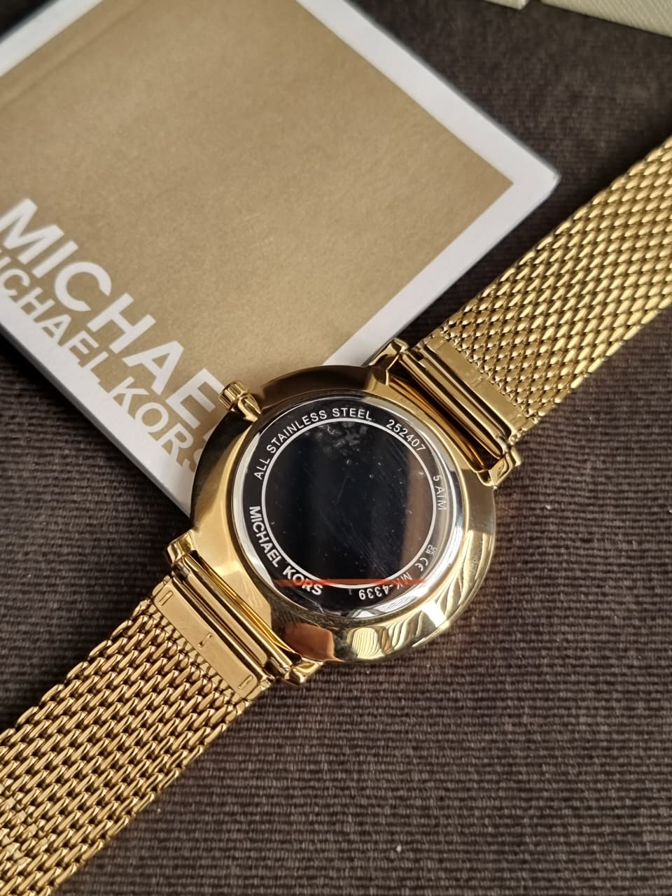 Michael Kors Women’s Quartz Gold Stainless Steel Gold Dial 38mm Watch MK4339 (without Tag ) - Image 6