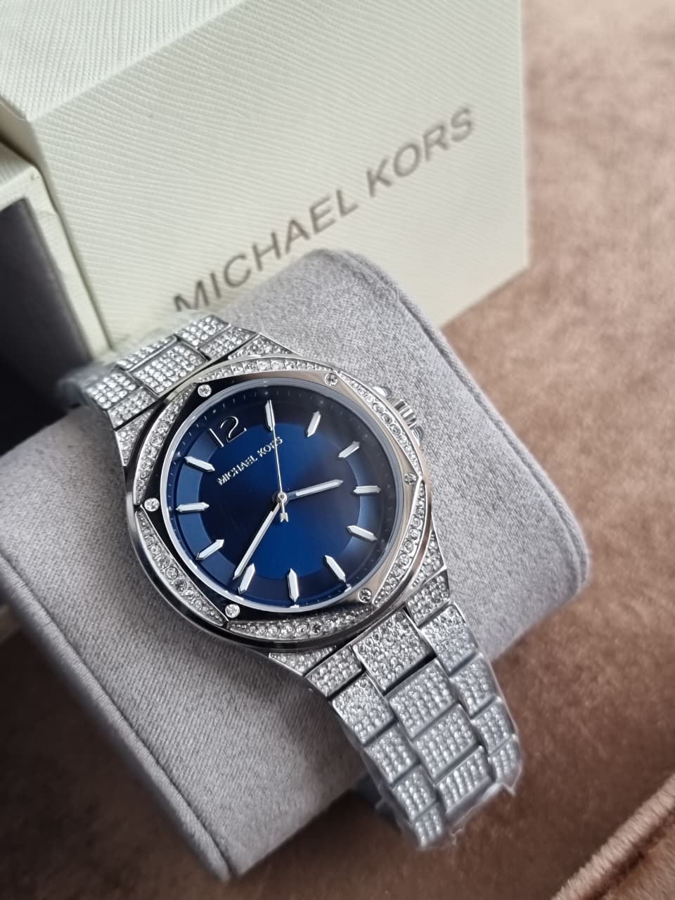 Michael Kors Women’s Quartz Silver Stainless Steel Navy Blue Dial 41mm Watch MK6990 - Image 7