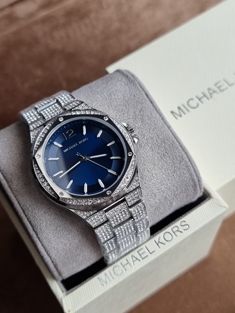 Michael Kors Women’s Quartz Silver Stainless Steel Navy Blue Dial 41mm Watch MK6990 - Image 9