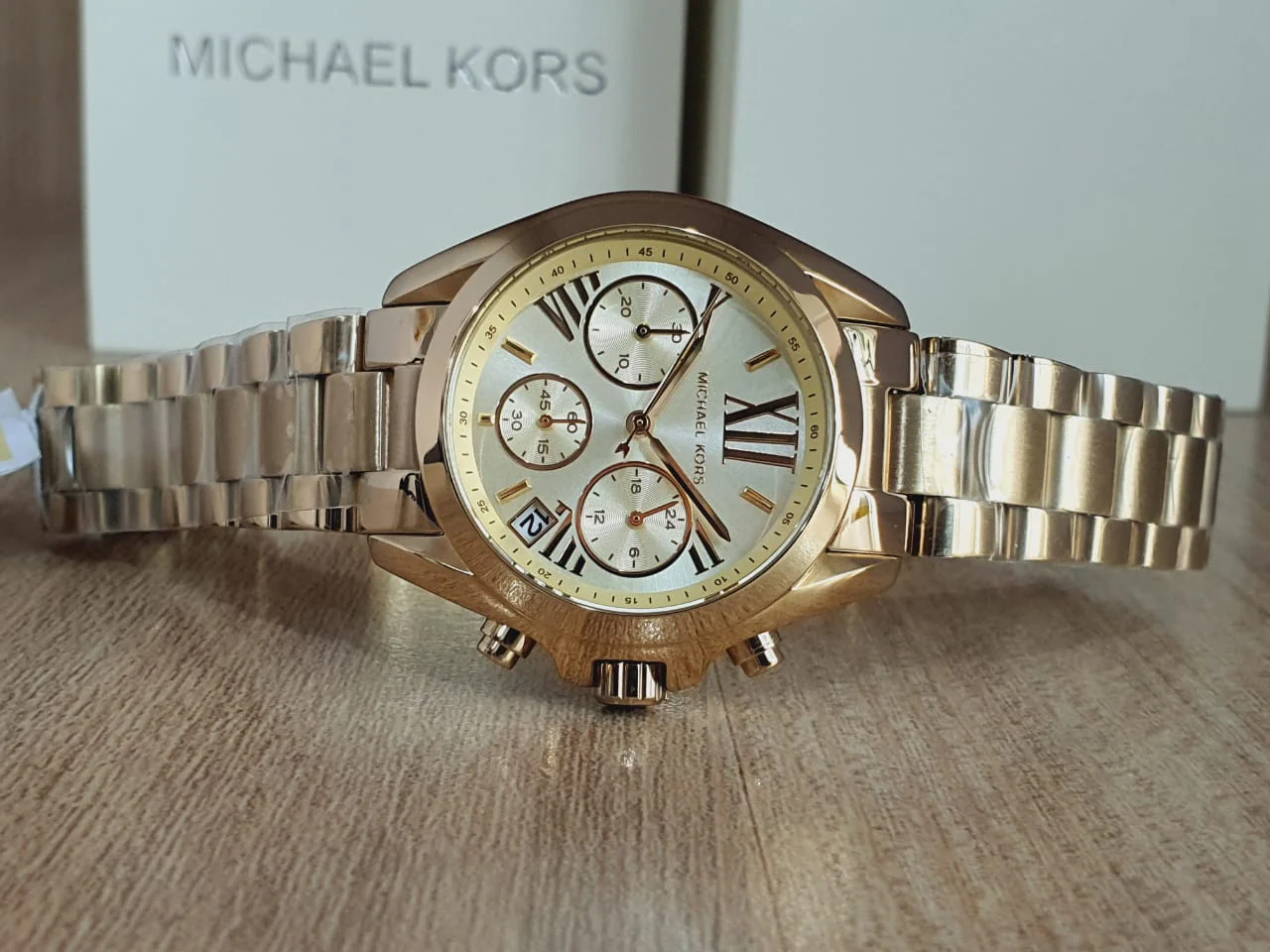 Michael Kors Women’s Quartz Stainless Steel Gold 35mm Watch MK5798 - Image 4