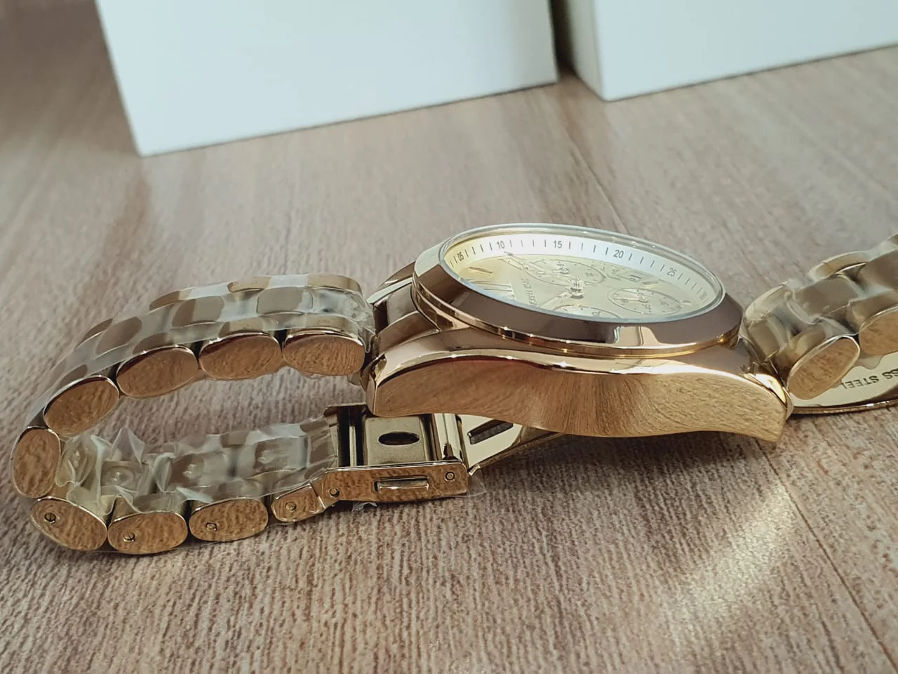 Michael Kors Women’s Quartz Stainless Steel Gold 35mm Watch MK5798 - Image 6