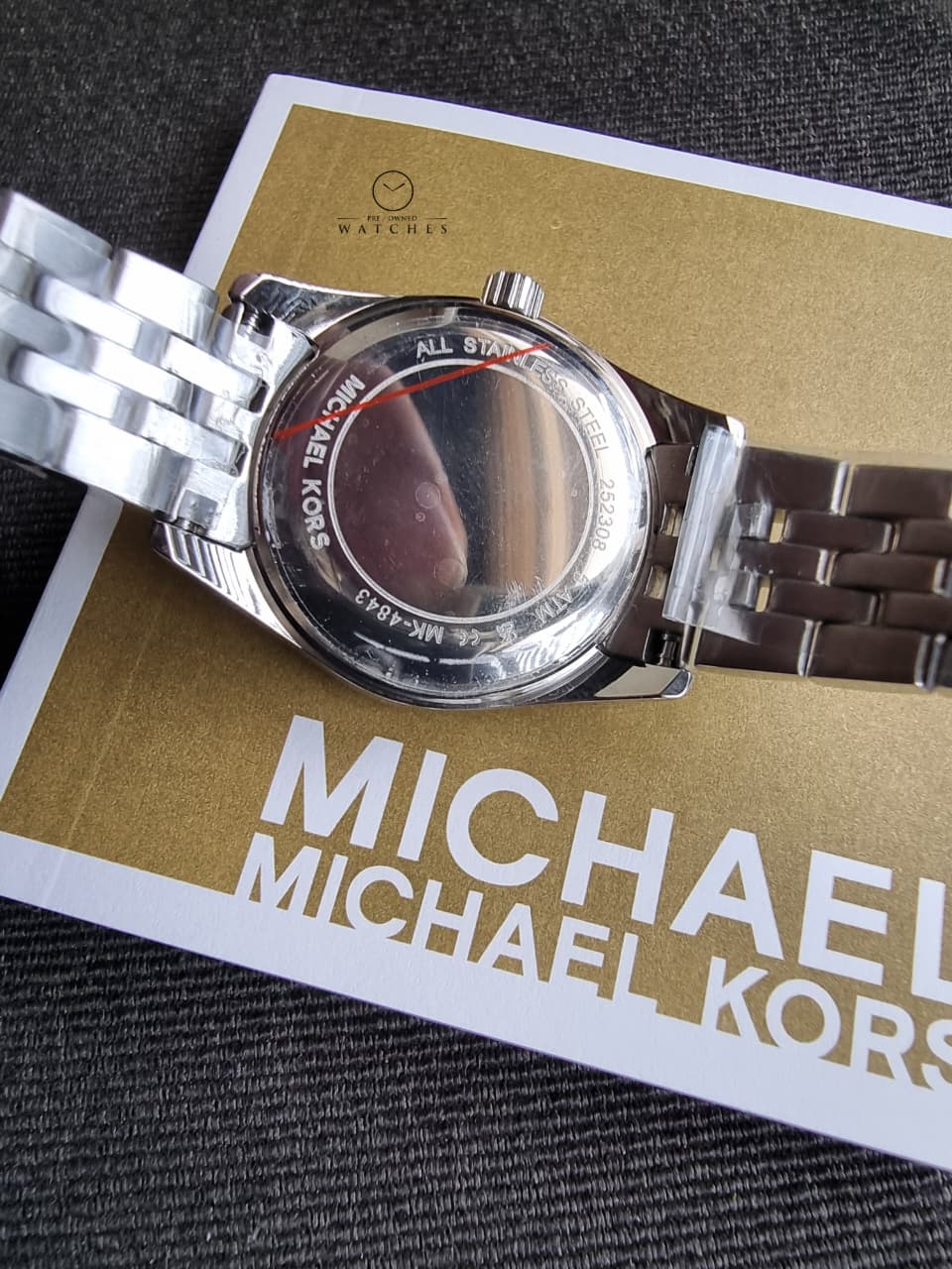 Michael Kors Women's Analogue Quartz Watch with Stainless Steel Strap MK4843 - Image 4