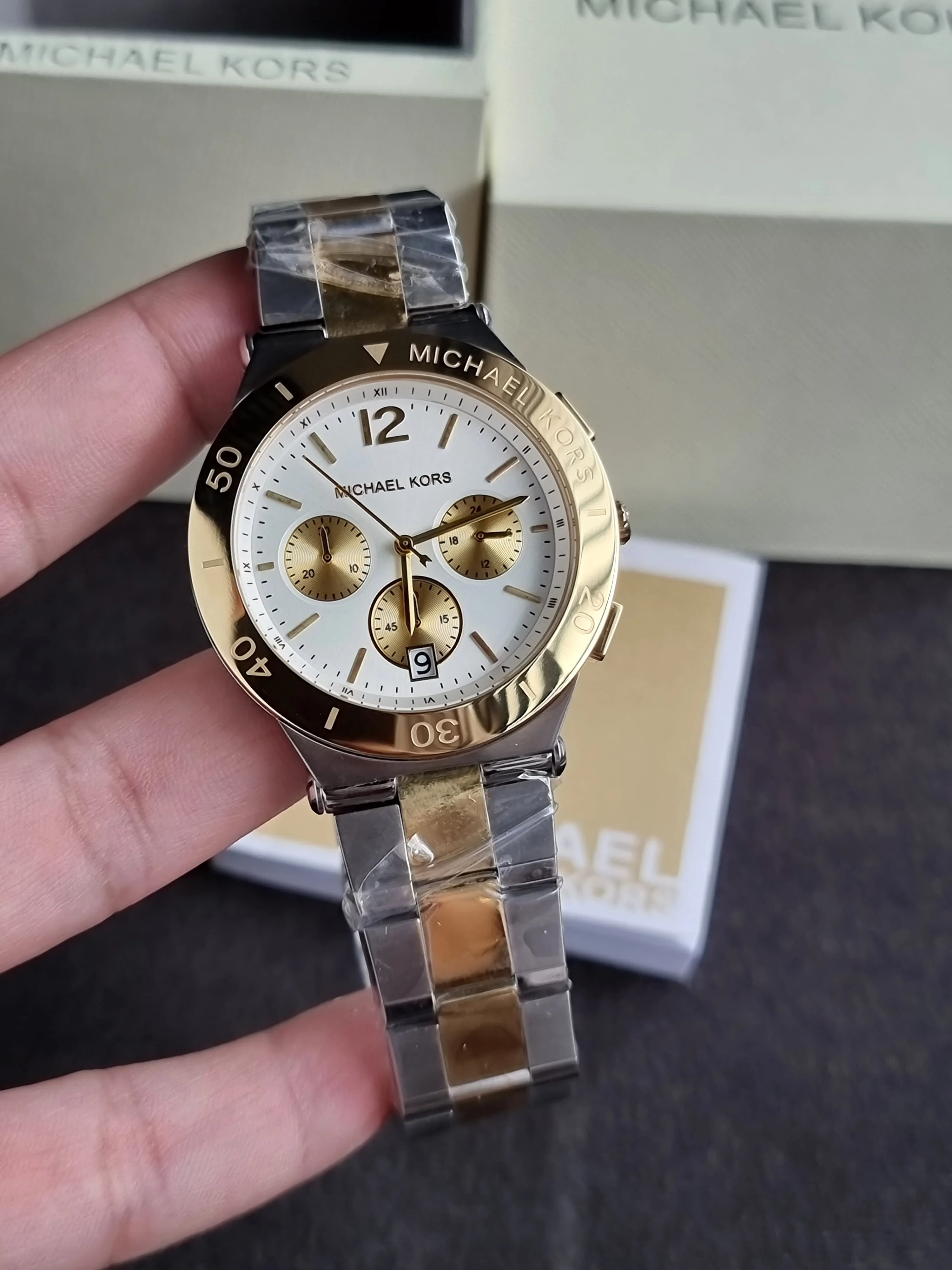 MICHAEL KORS Wyatt Chronograph Silver Dial Two-tone Men's Watch Item No. MK5934 - Image 4