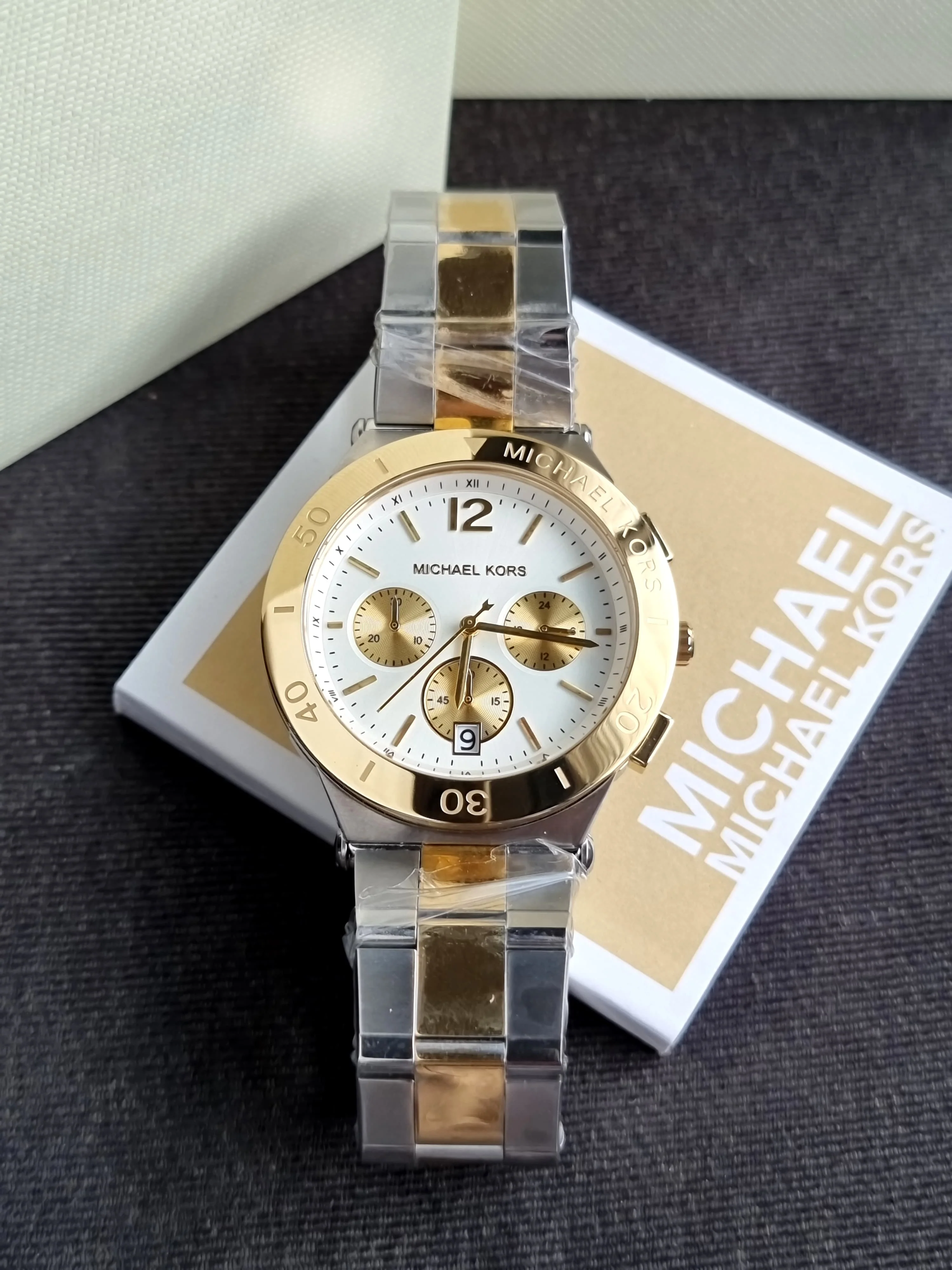MICHAEL KORS Wyatt Chronograph Silver Dial Two-tone Men's Watch Item No. MK5934 - Image 7