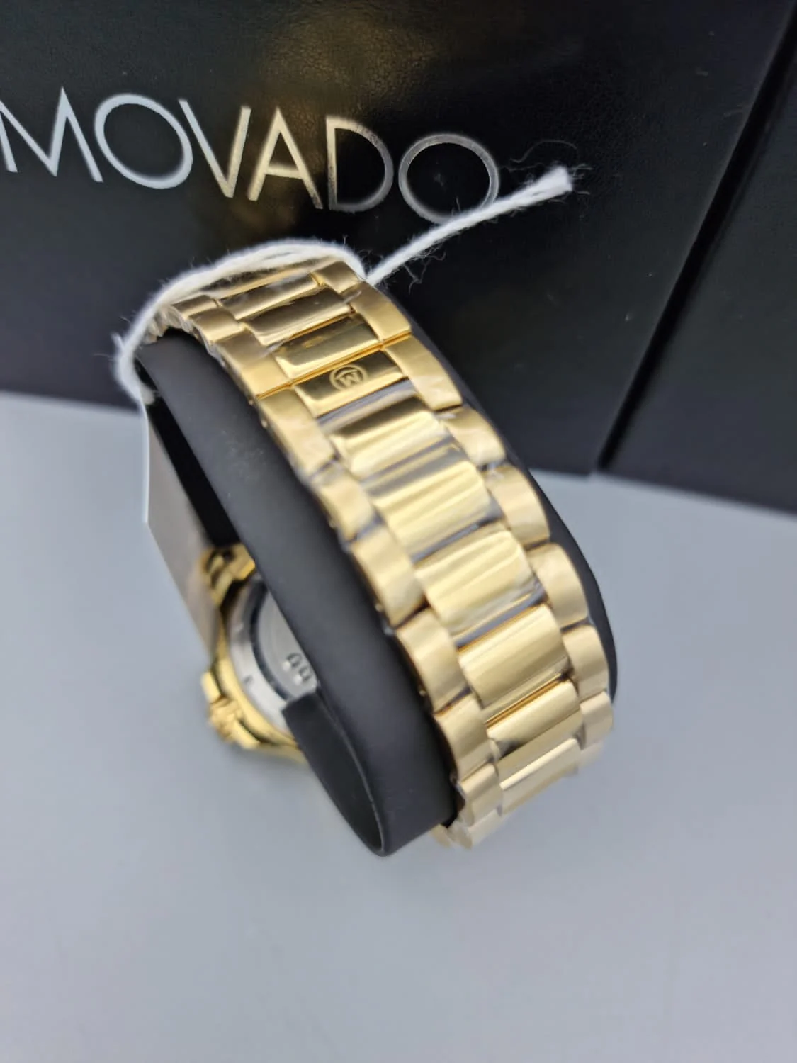 Movado Men’s Series 800 Quartz Swiss Made Stainless Steel Black Dial 40mm Watch 2600145 - Image 3