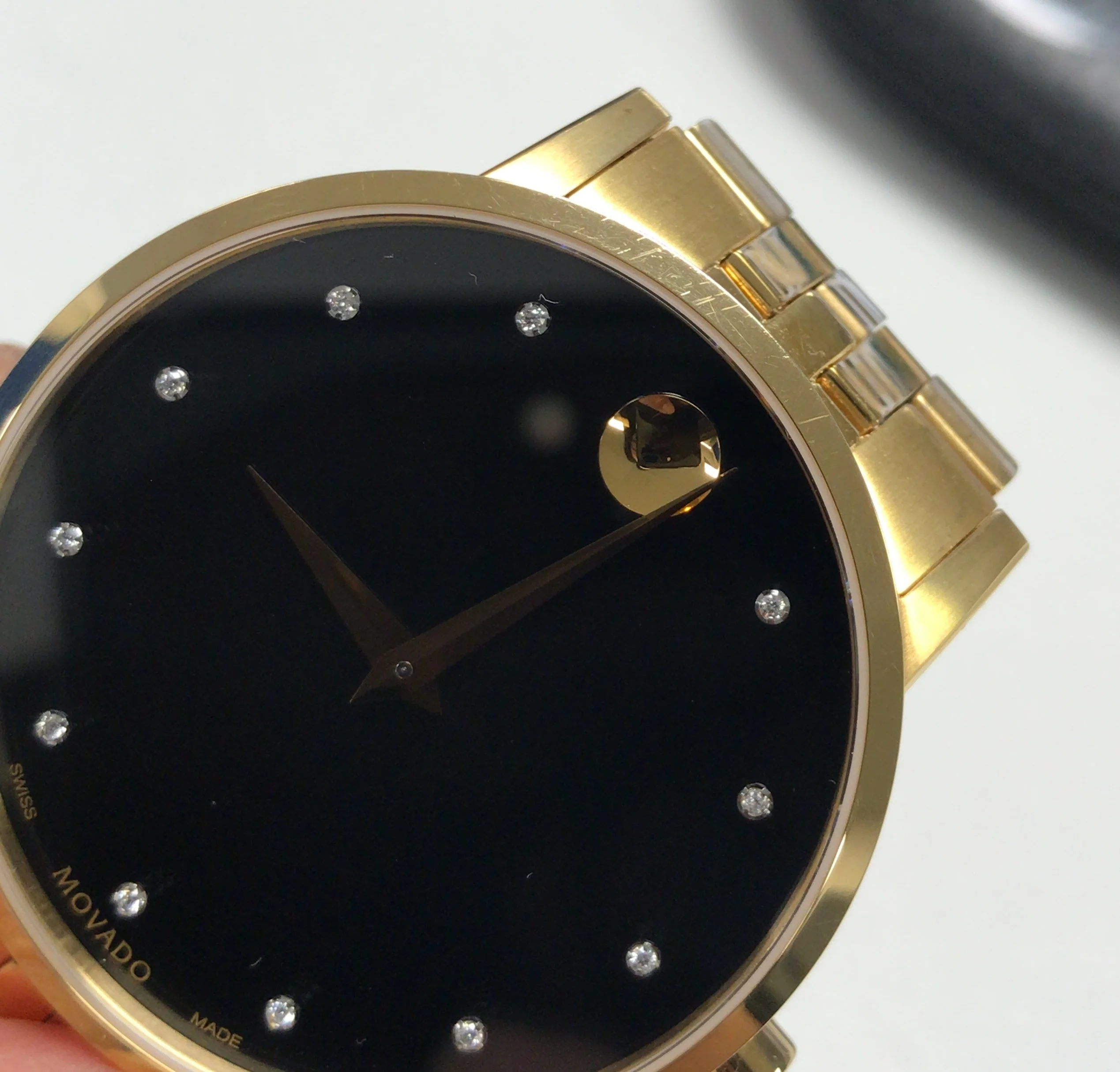 Movado Museum Series Mens Gold Tone Black Dial Diamond Quartz Watch 0607625 - Image 4
