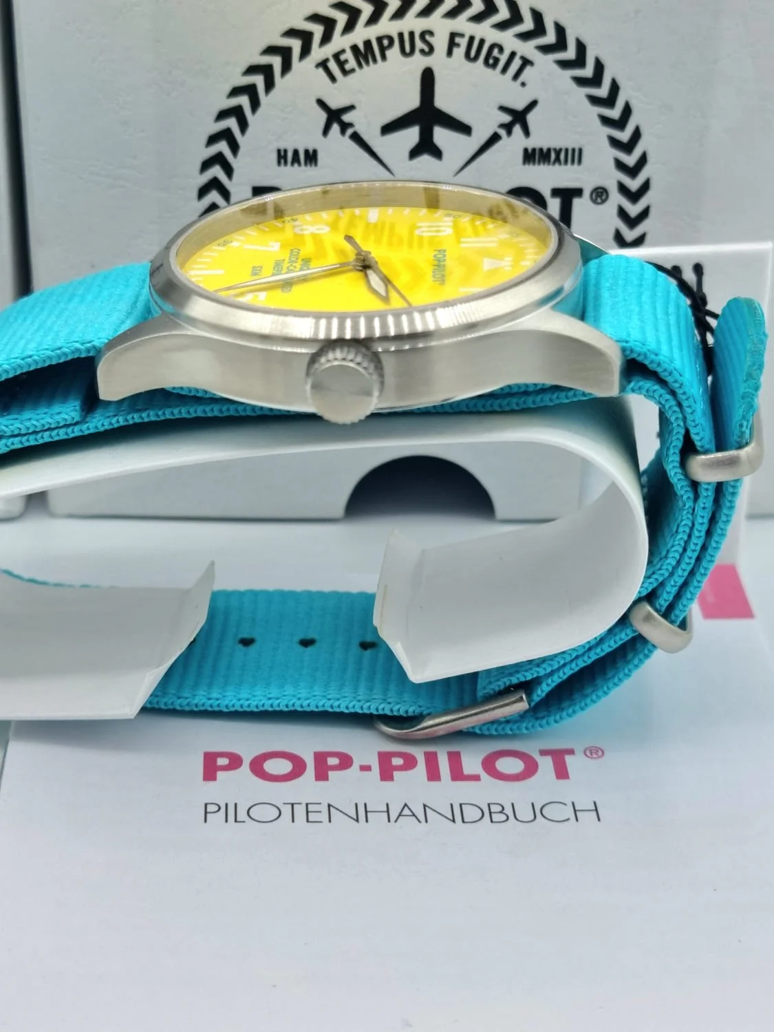 POP-PILOT Gents Watch Yellow Dial Blue Strap - Image 4