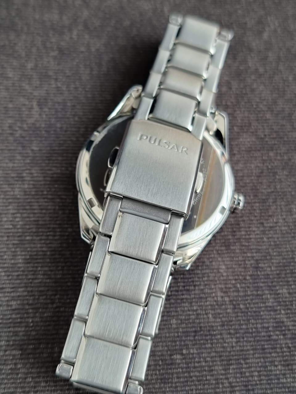 Pulsar Solor Operated Black Dial 39mm Quartz Watch - Image 4