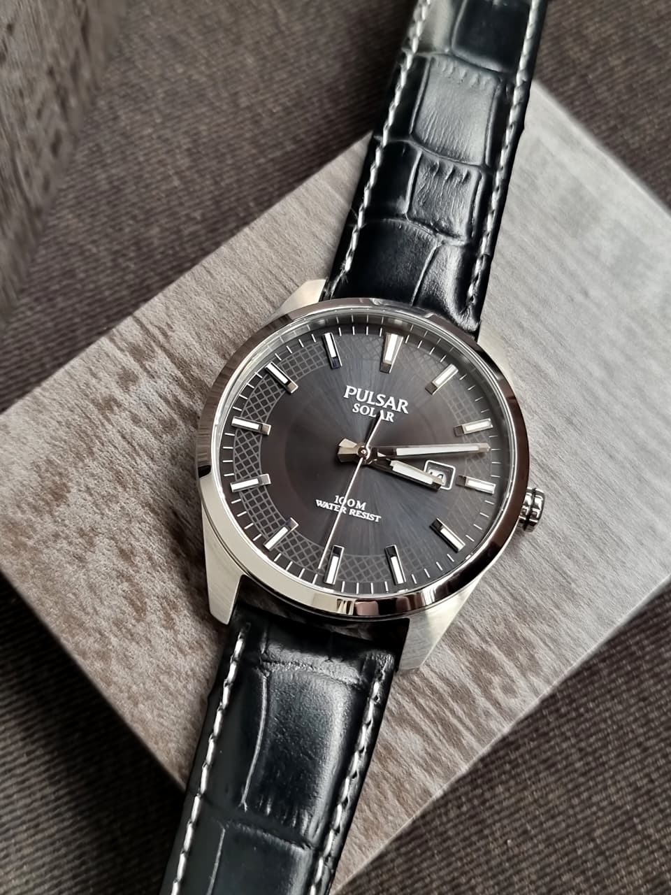 Pulsar Sub Brand Of Seiko 39mm Dial Solor Operated Quartz Watch - Image 3