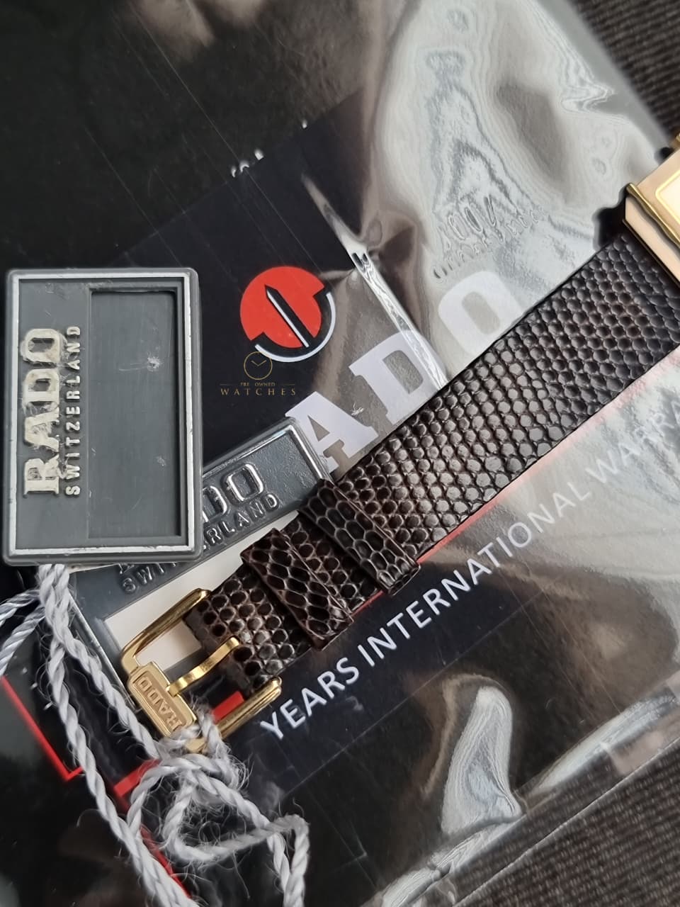 Rado Florence Ladies Watch Golden Casing Golden Dial Quartz Watch - Image 2