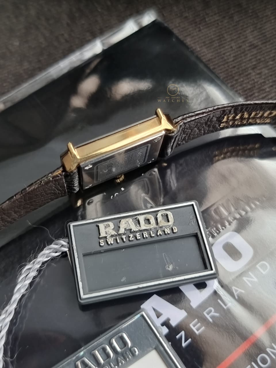 Rado Florence Ladies Watch Golden Casing Golden Dial Quartz Watch - Image 4