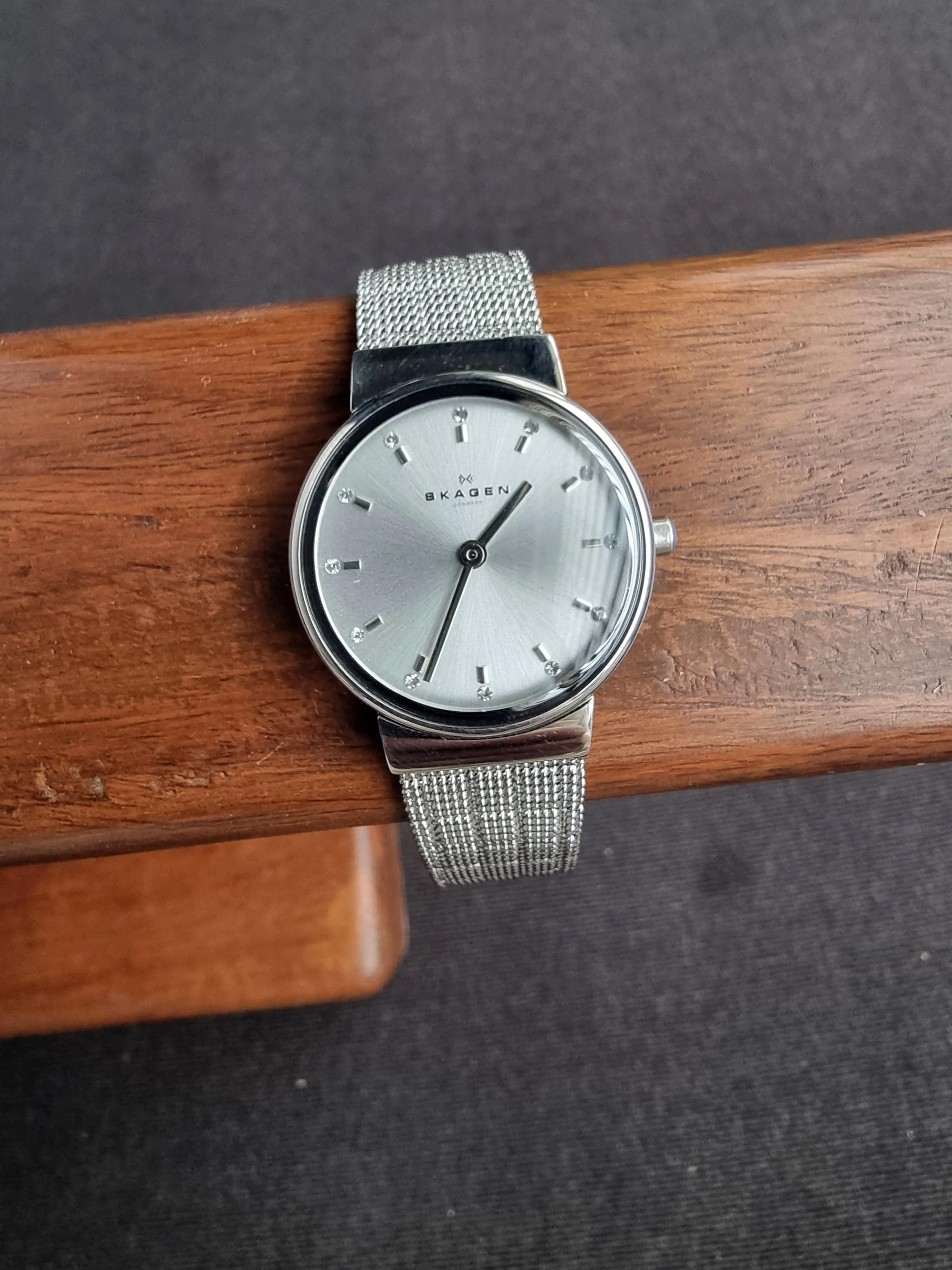 Skagen Ladies Watch 26mm Dial Analog Silver Dial Quartz Watch - Image 5