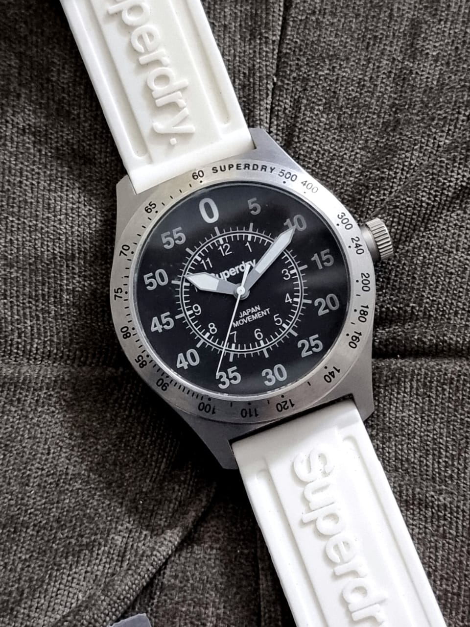 Superdry Gents Stainless Steel Sports Watch with White Strap syg111w - Image 6