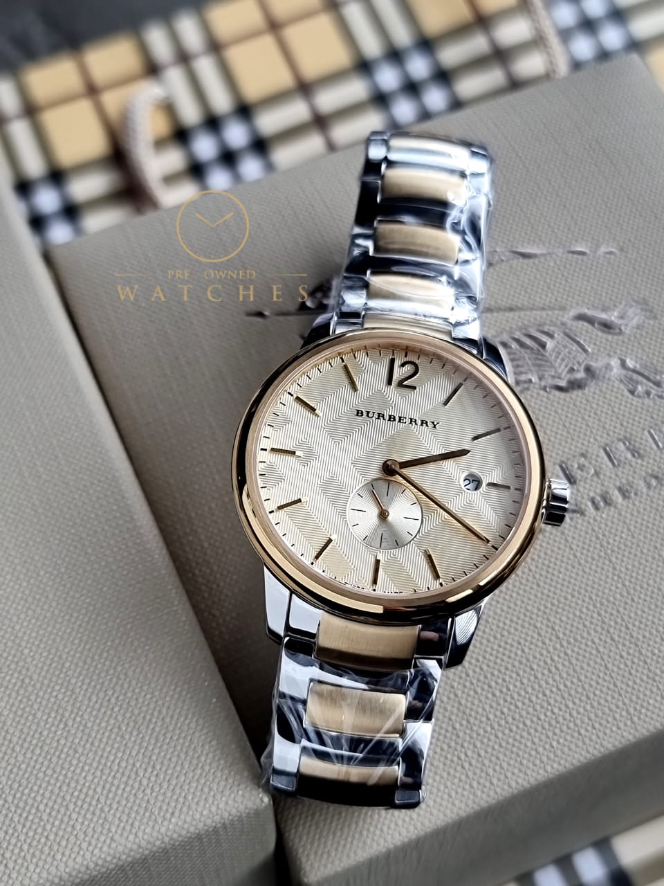 Swiss Gold 2 Tone Silver Date Dial 40mm Men Stainless Steel Wrist Watch The Classic BU10011 - Image 6