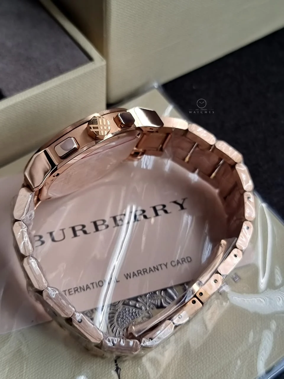 Swiss Rose Gold Date Dial 38mm Unisex Chronograph Wrist Watch The City BU9754 - Image 6