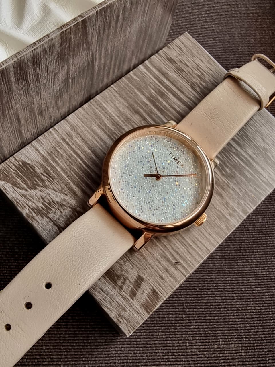 Timex Ladies Watch Rose Gold Casing Quartz Watch - Image 3