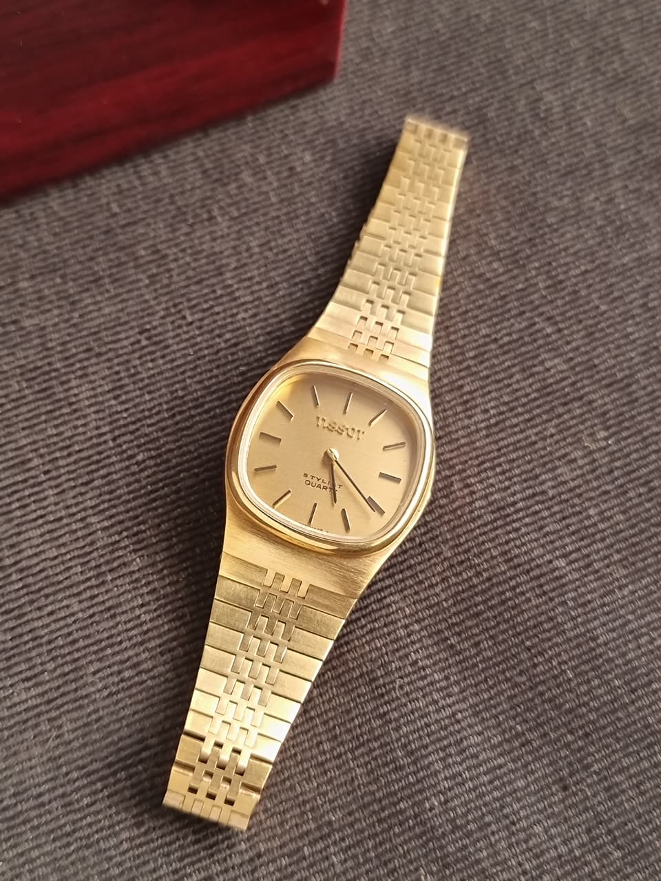 Tissot Vinatge Model Macrone Gold 23mm Dial Quartz Watch